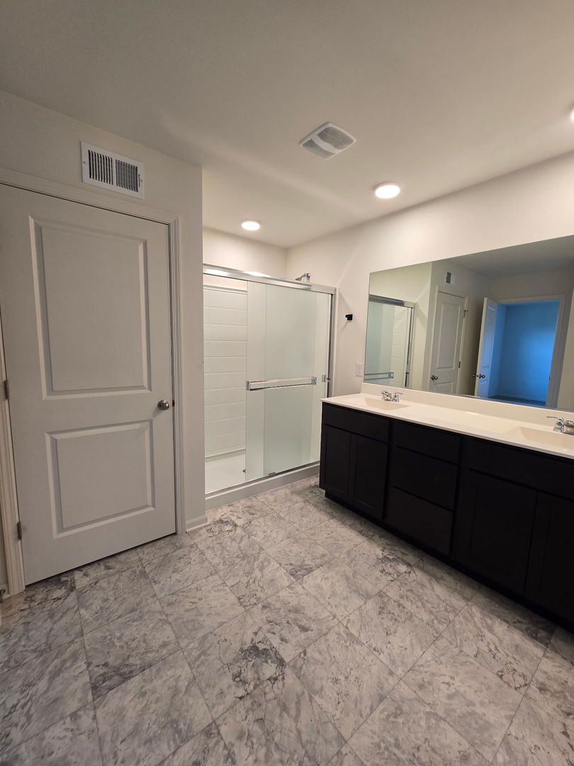 2029 Magnolia Lane, Wonder Lake, IL 60097