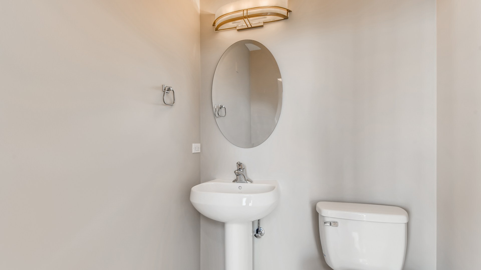 635 N Dearborn Street #2803, Chicago, IL 60654