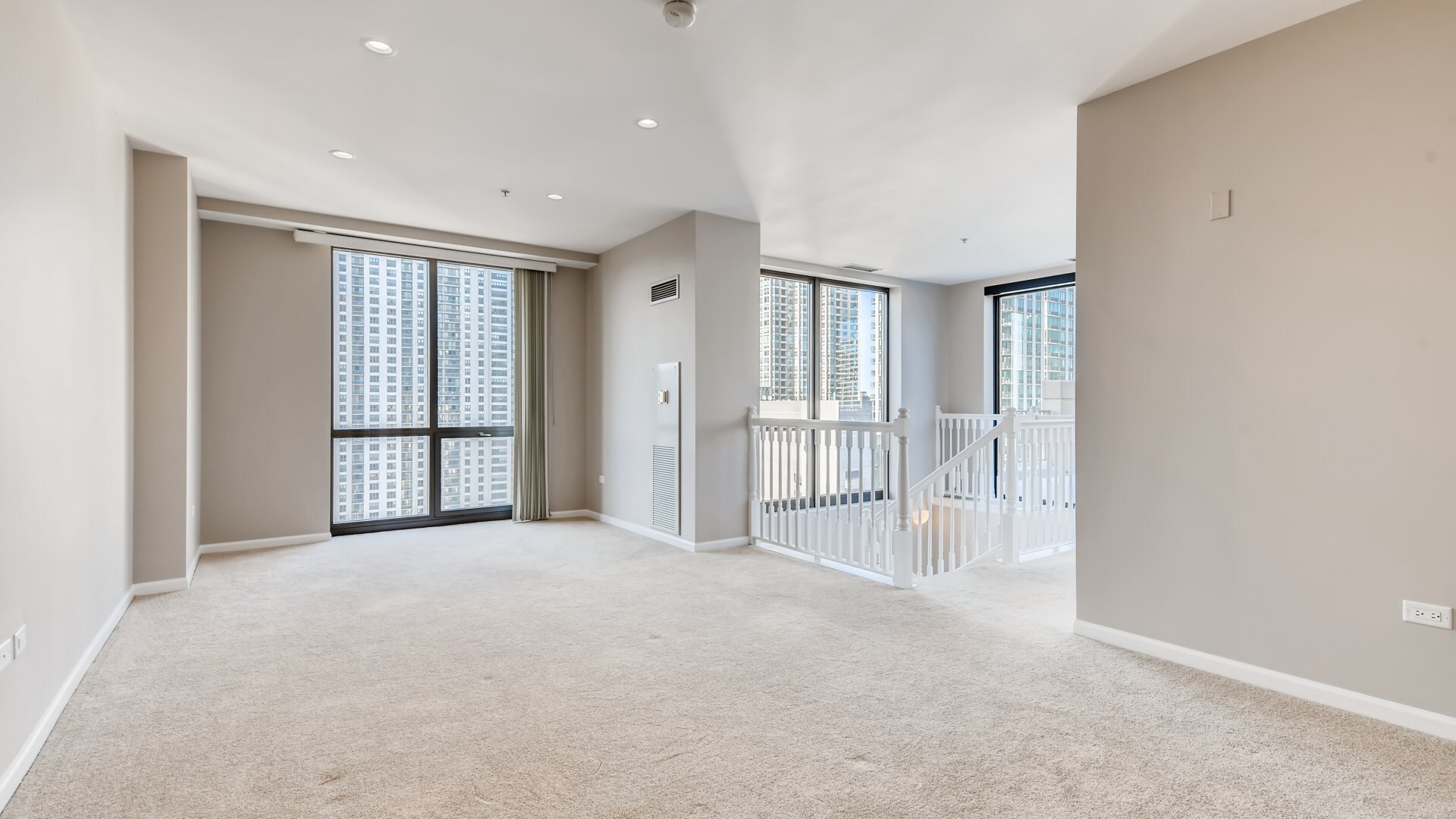 635 N Dearborn Street #2803, Chicago, IL 60654