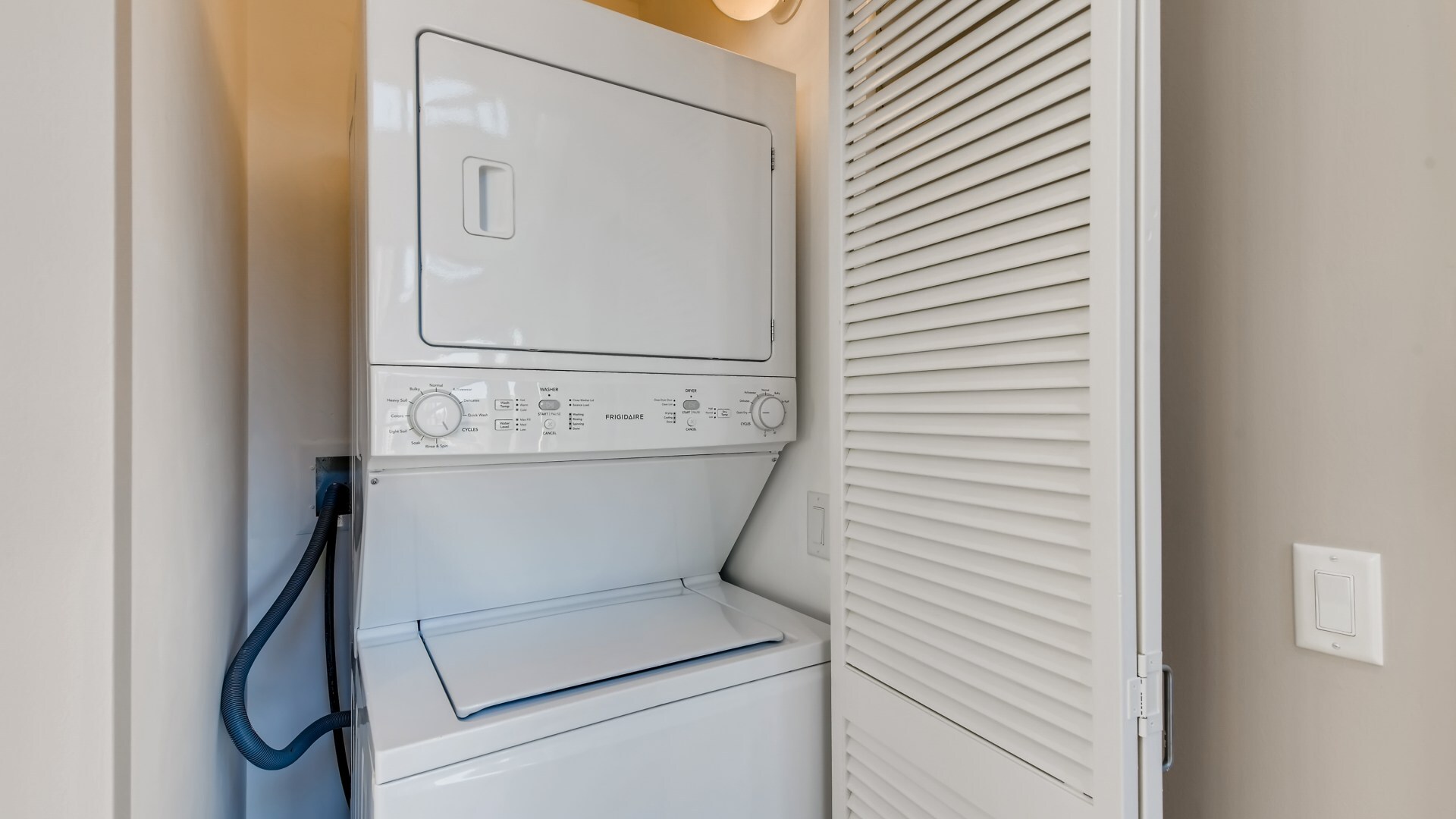 635 N Dearborn Street #2803, Chicago, IL 60654