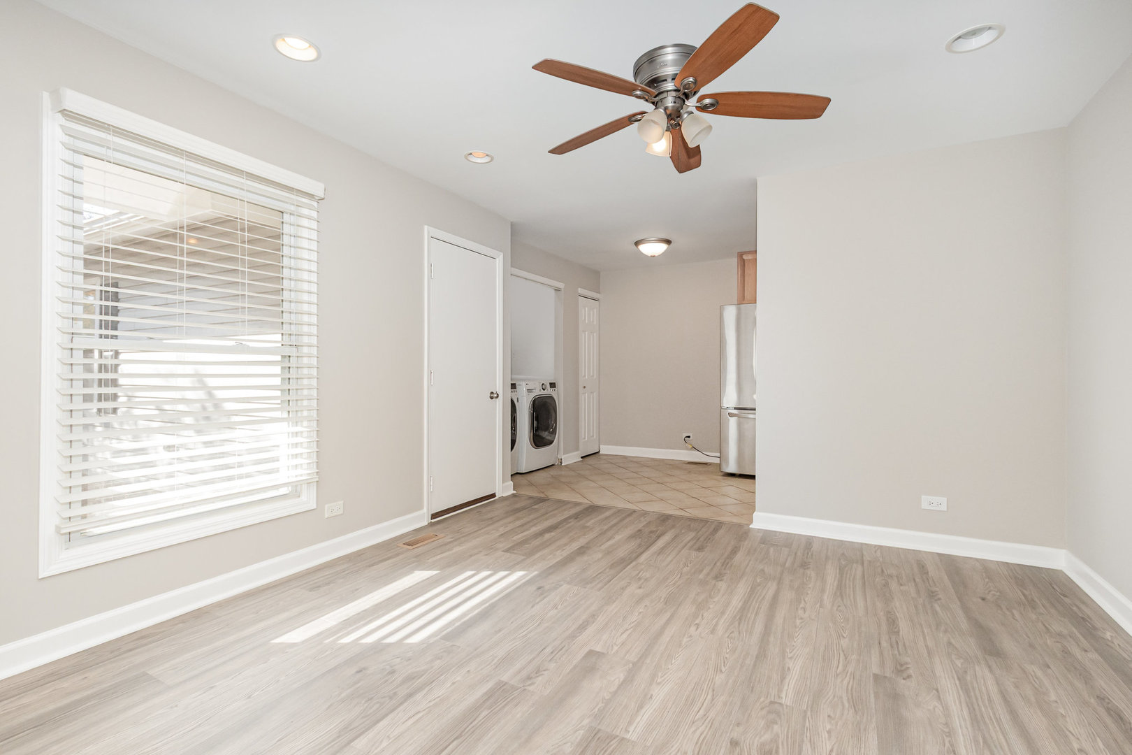 2476 Village Court, Aurora, IL 60504