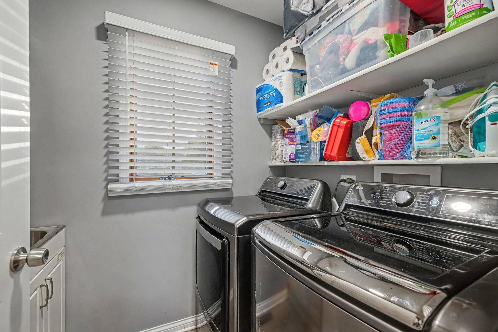 2208 Root Street, Crest Hill, IL 60403