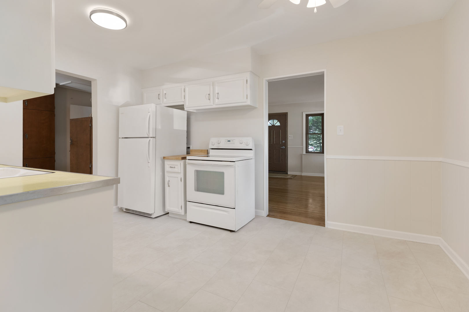 259 PINE Lane, Bensenville, IL 60106