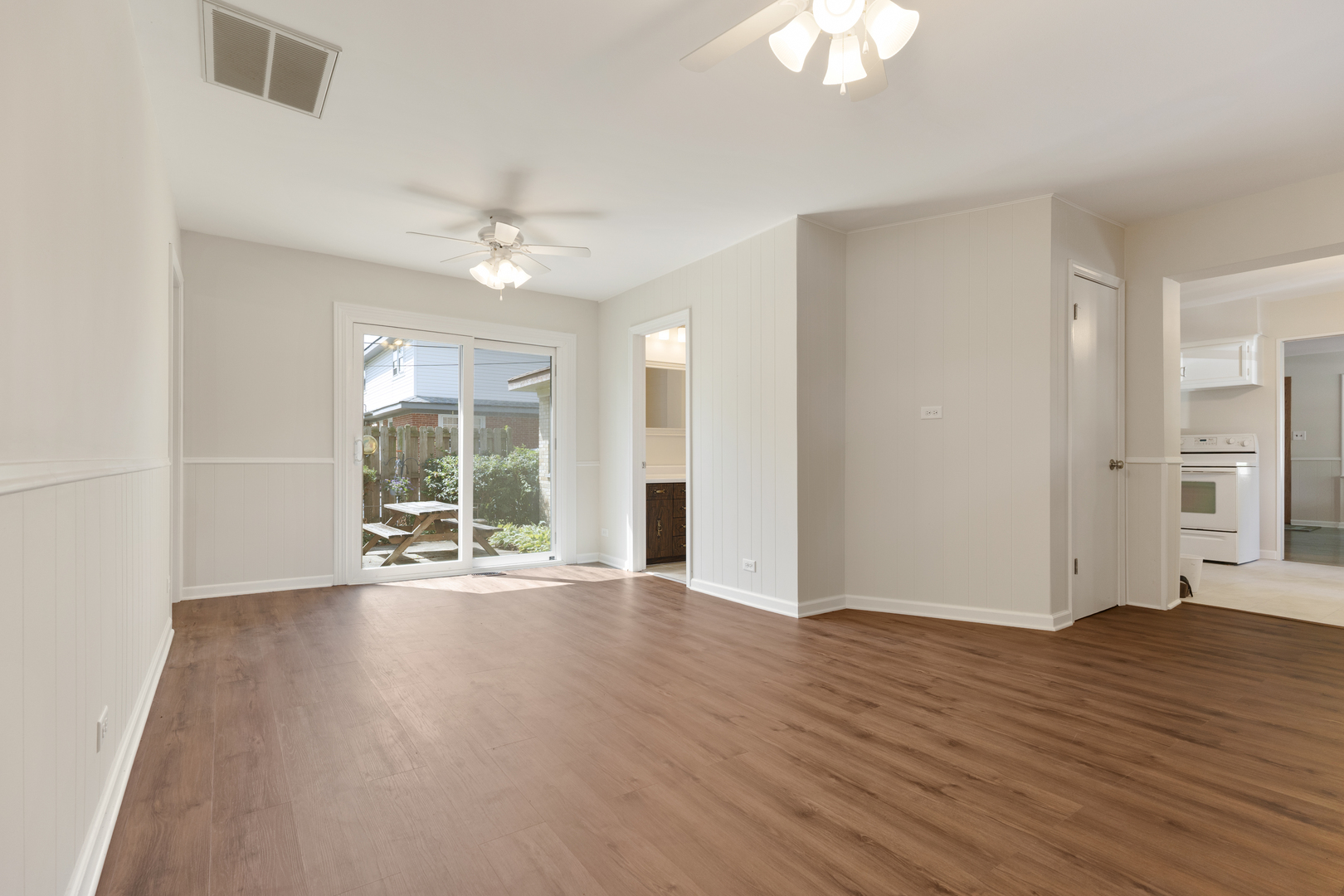 259 PINE Lane, Bensenville, IL 60106