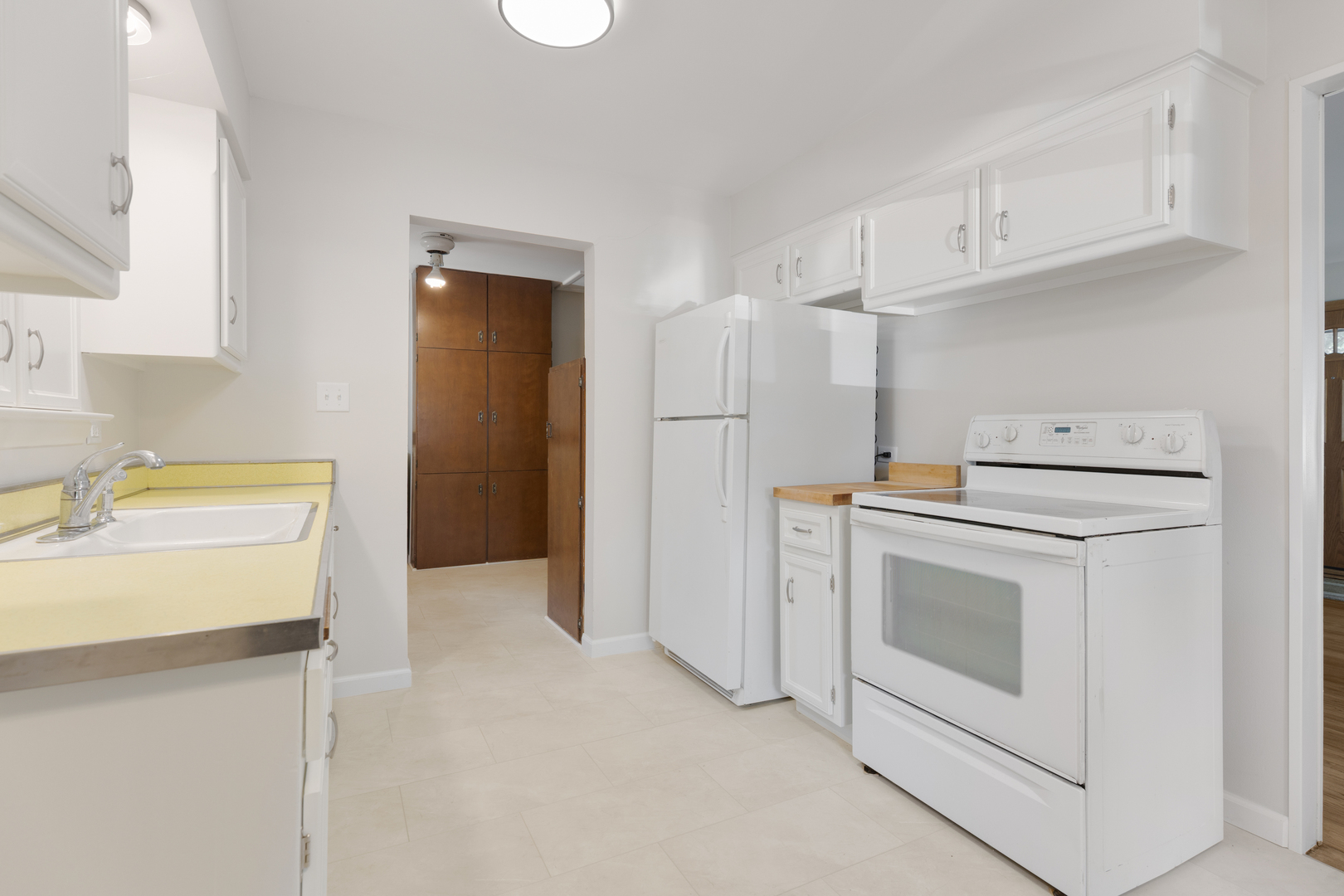 259 PINE Lane, Bensenville, IL 60106