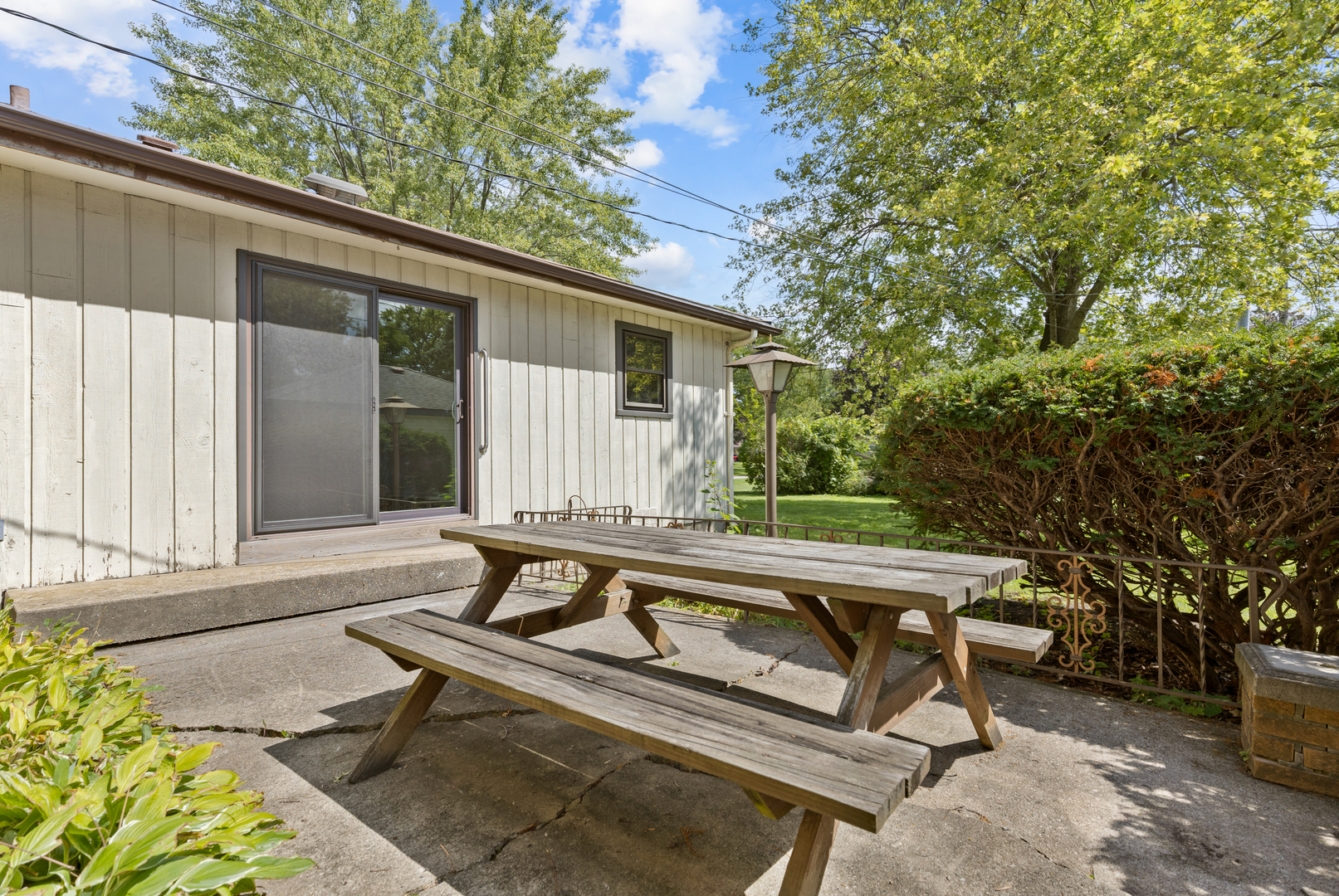 259 PINE Lane, Bensenville, IL 60106