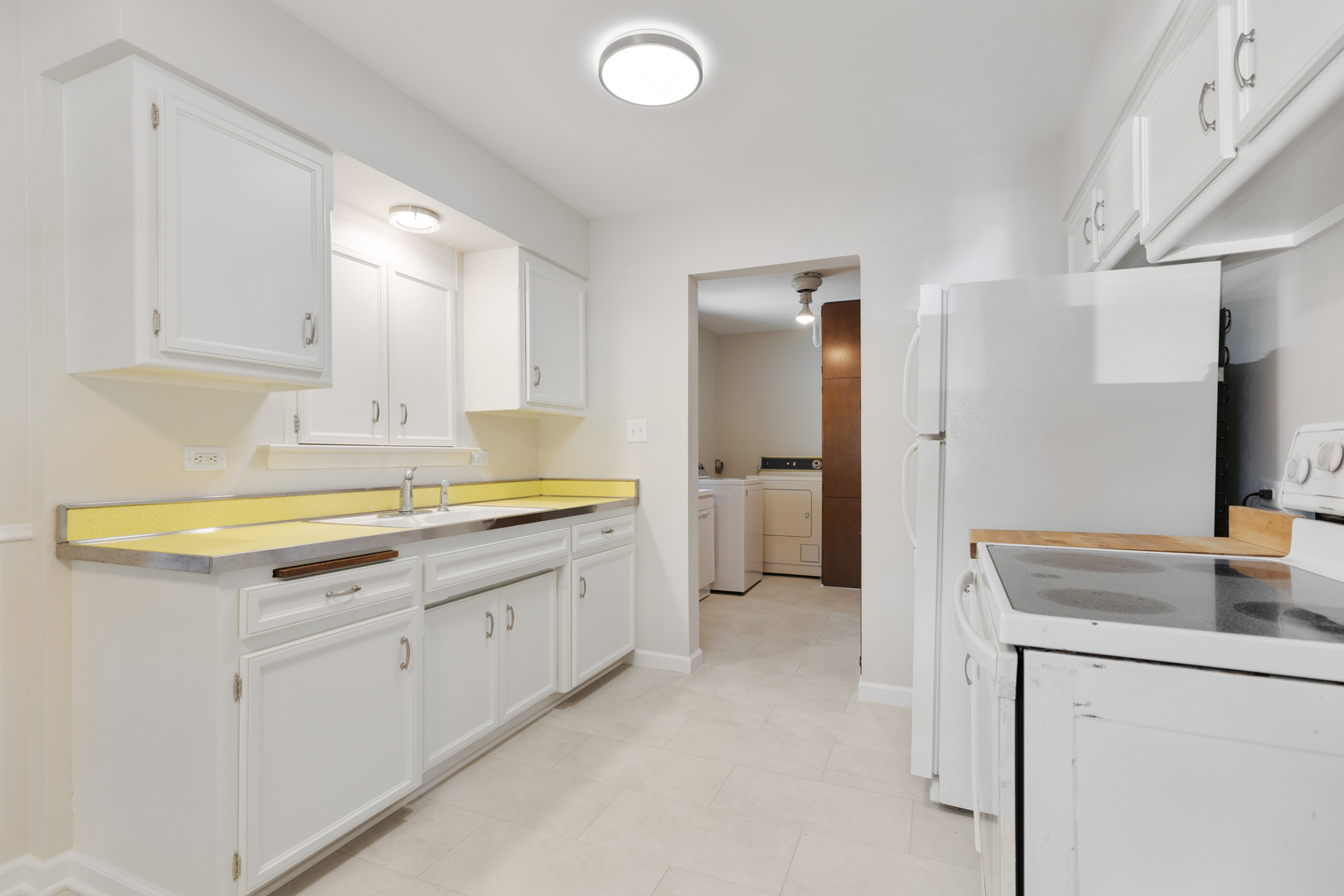 259 PINE Lane, Bensenville, IL 60106