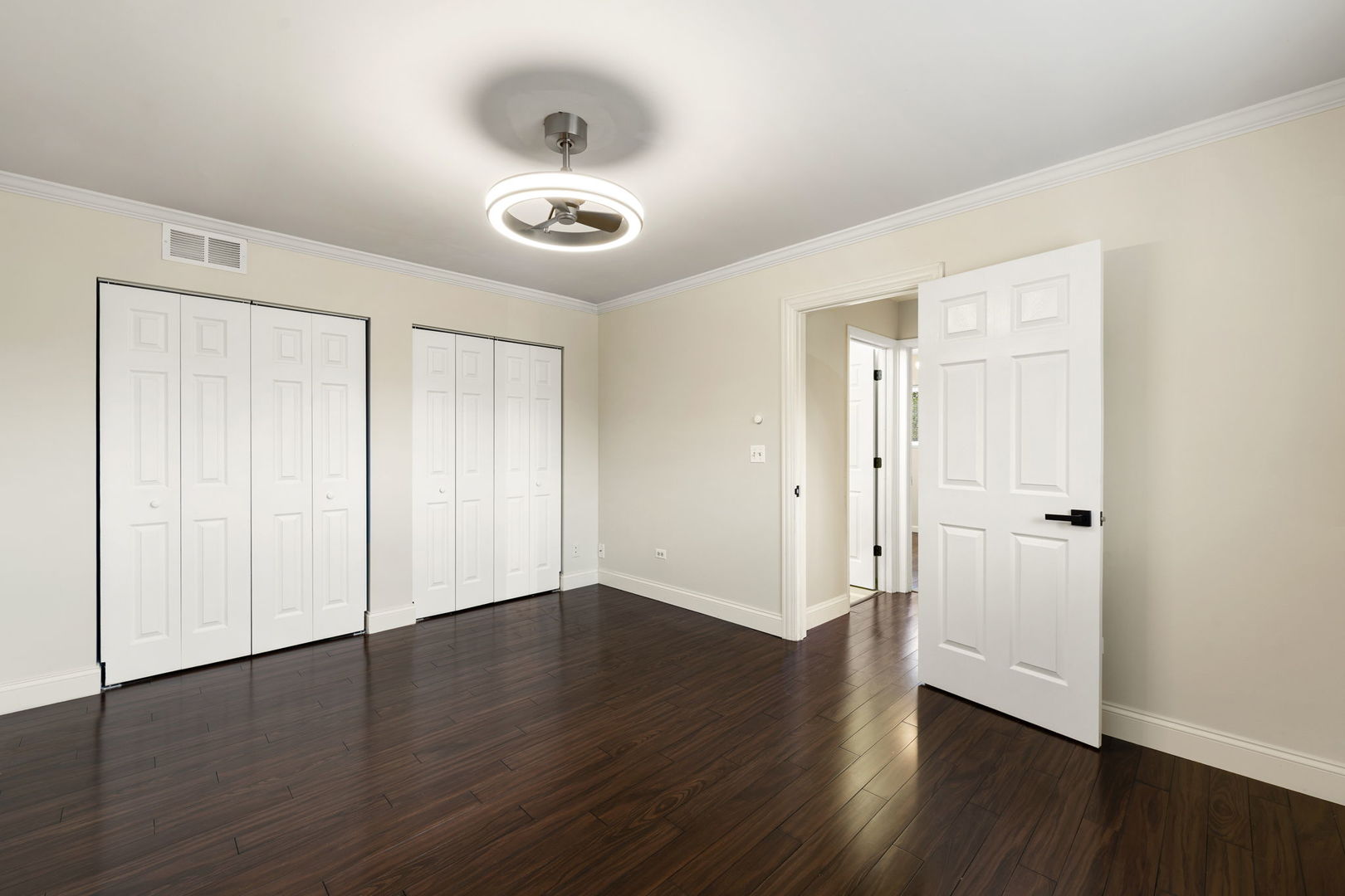 136 MOHAWK Trail #D, Lake Zurich, IL 60047