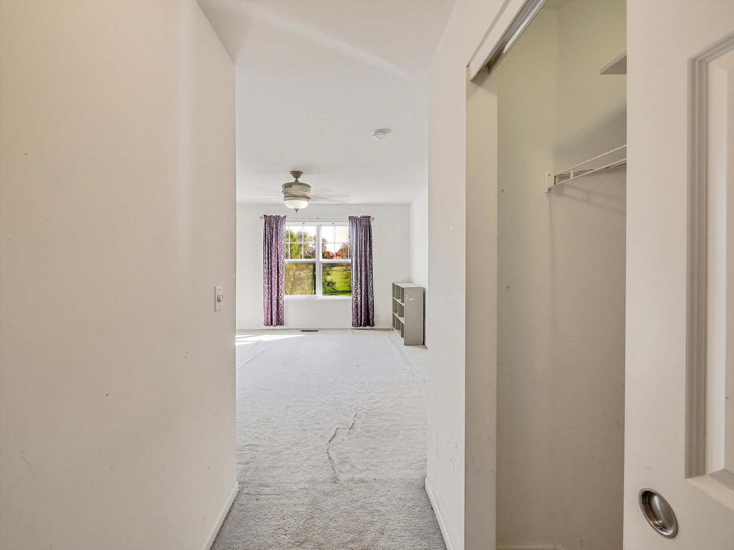 324 English Oak Lane, Streamwood, IL 60107