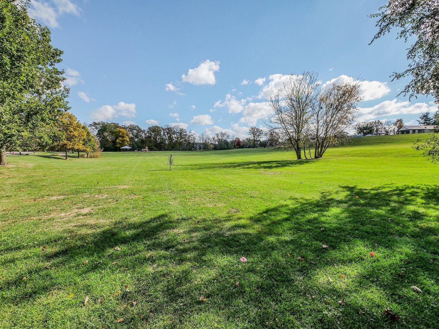 324 English Oak Lane, Streamwood, IL 60107