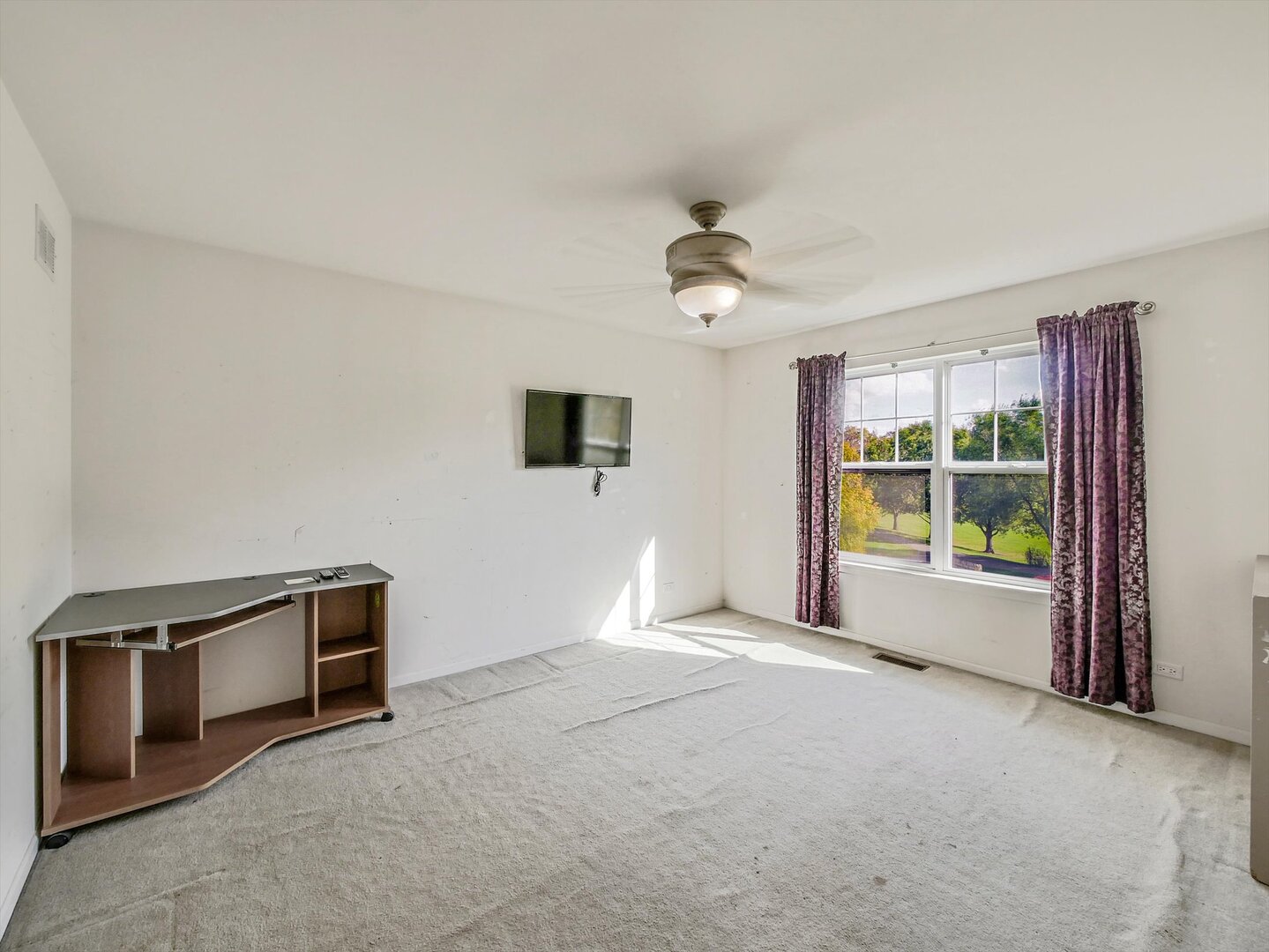 324 English Oak Lane, Streamwood, IL 60107