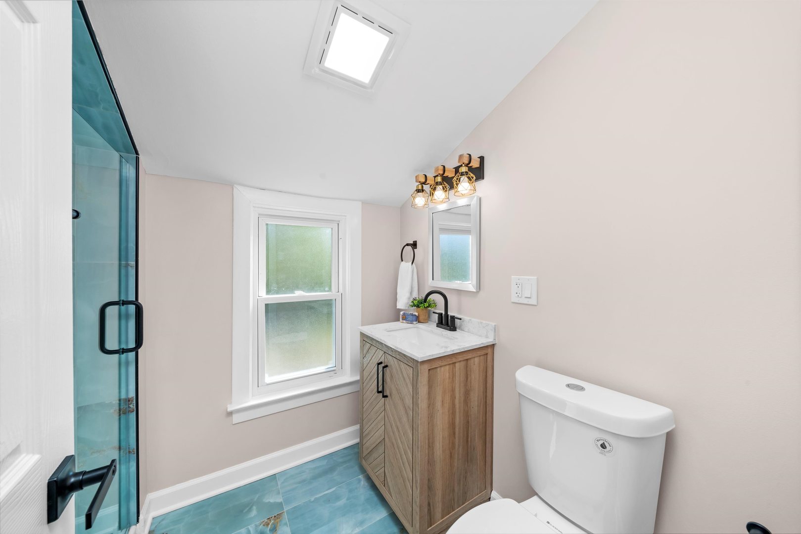 436 Circle Avenue, Willowbrook, IL 60527