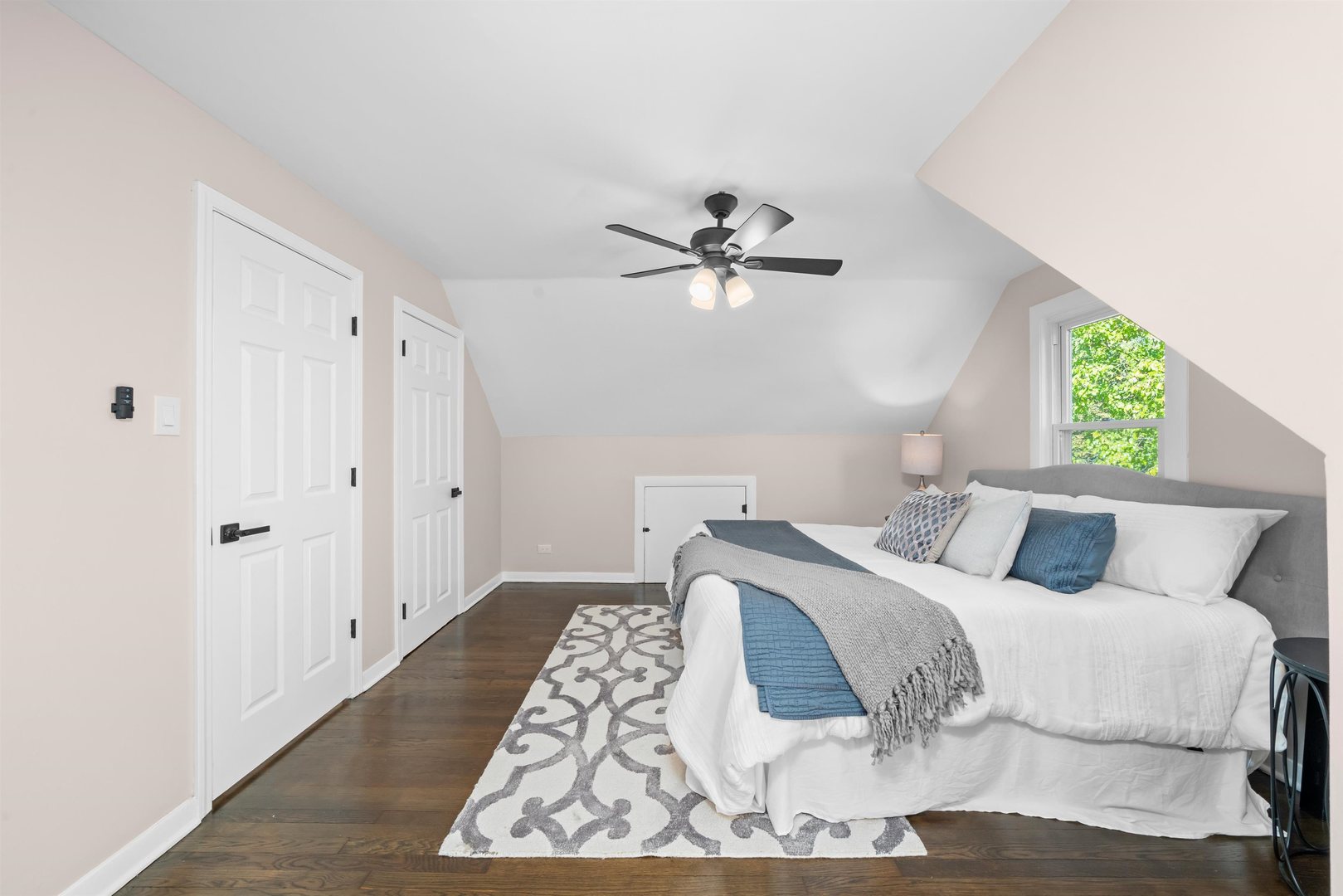 436 Circle Avenue, Willowbrook, IL 60527