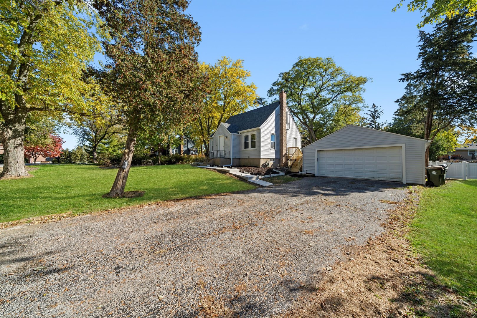 436 Circle Avenue, Willowbrook, IL 60527