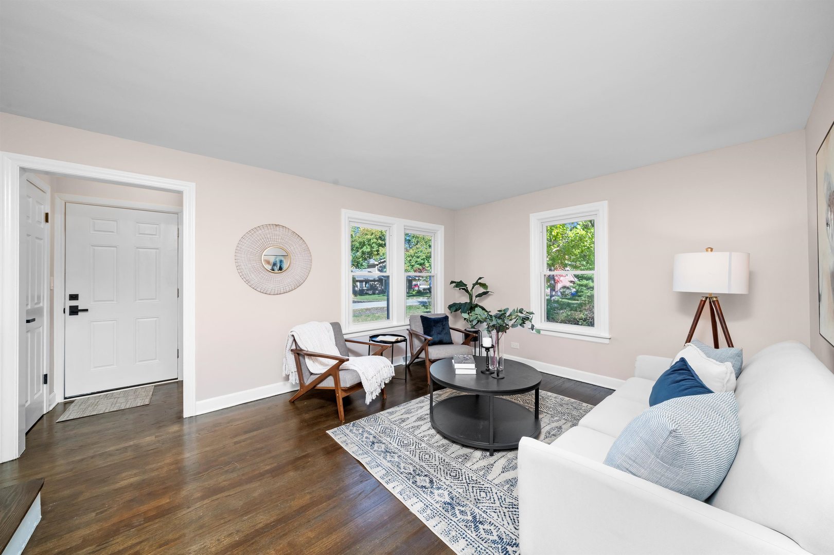 436 Circle Avenue, Willowbrook, IL 60527