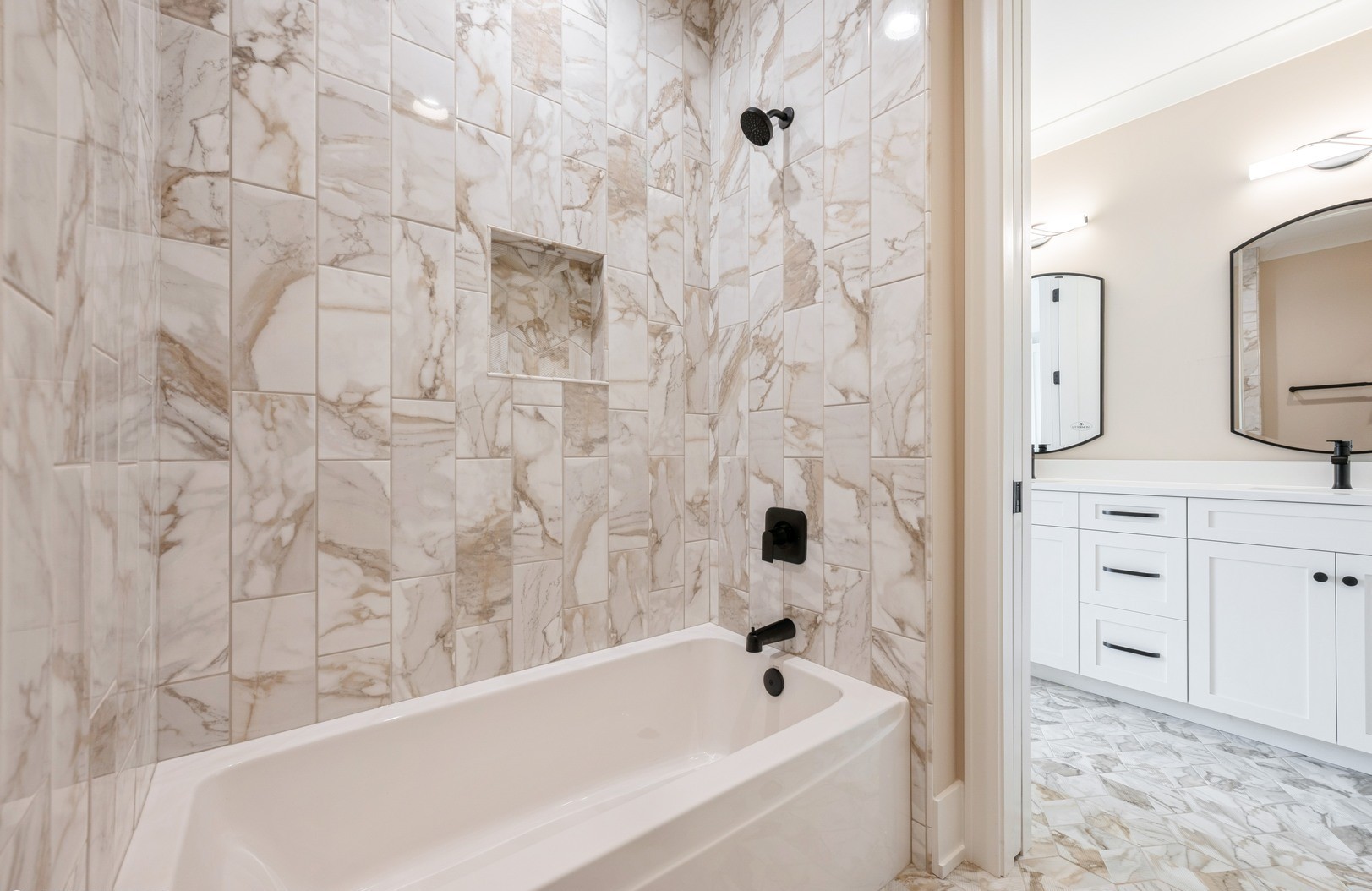 6200 Clarendon Hills Road, Willowbrook, IL 60527