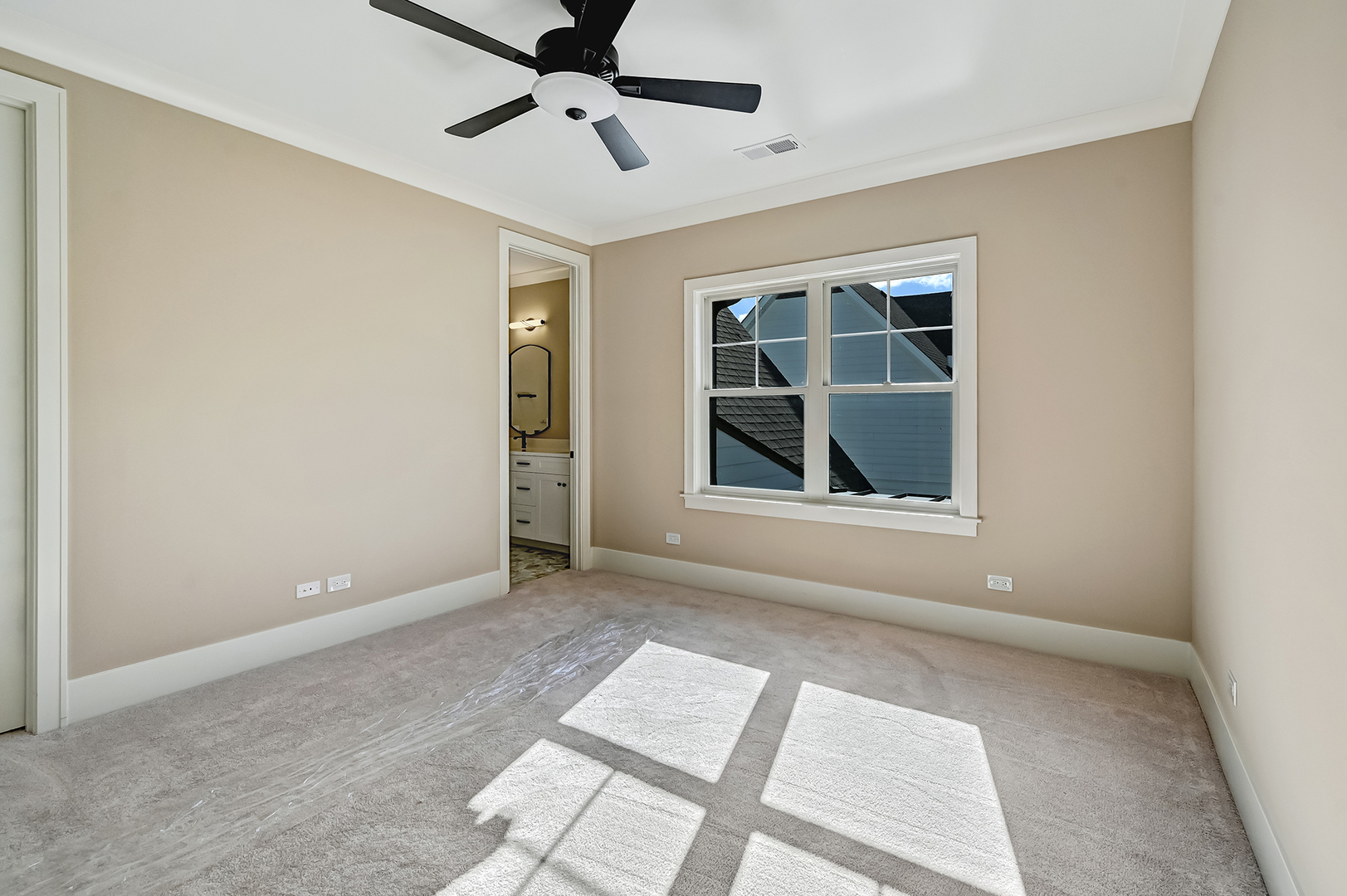 6200 Clarendon Hills Road, Willowbrook, IL 60527