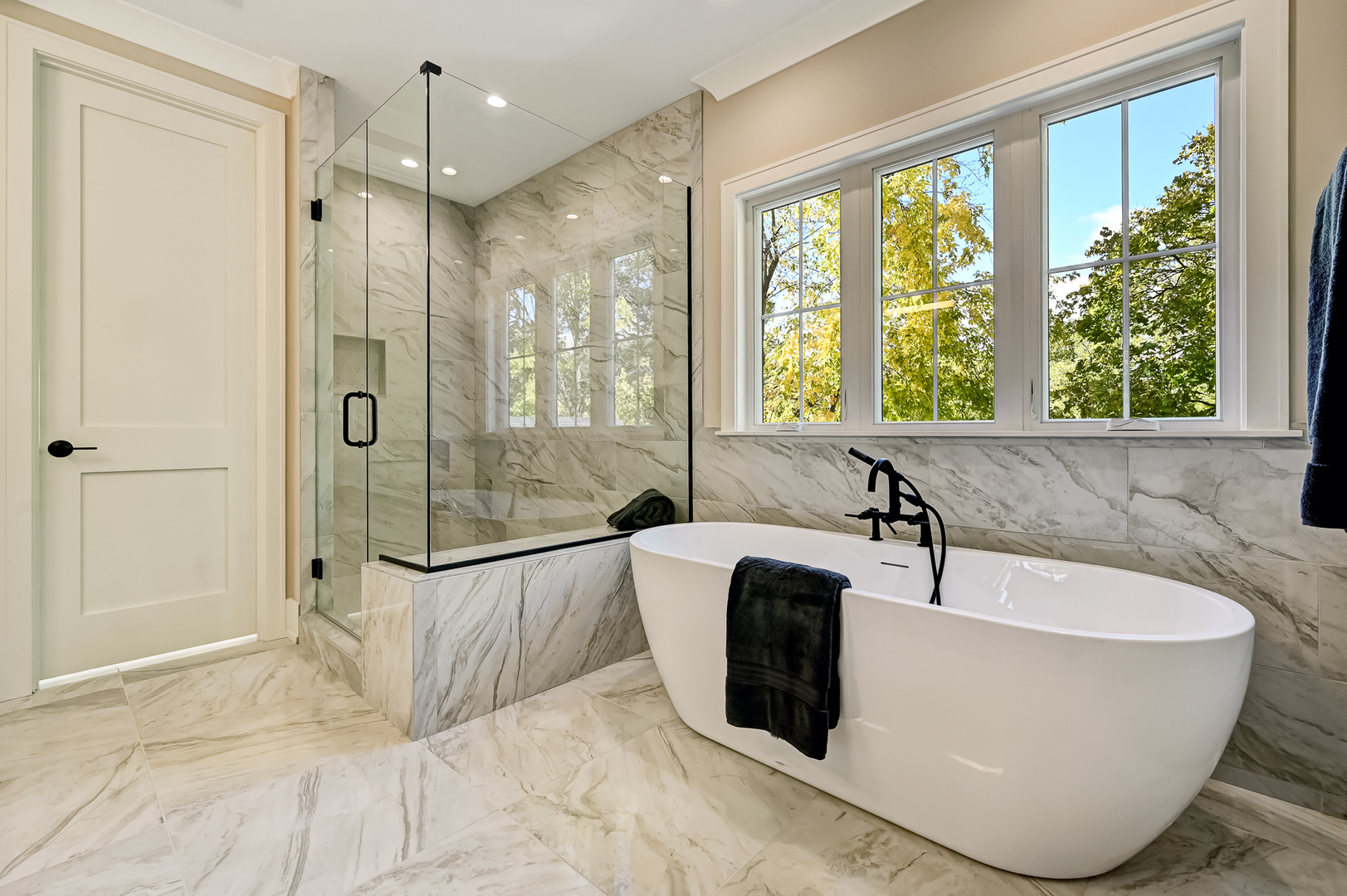 6200 Clarendon Hills Road, Willowbrook, IL 60527