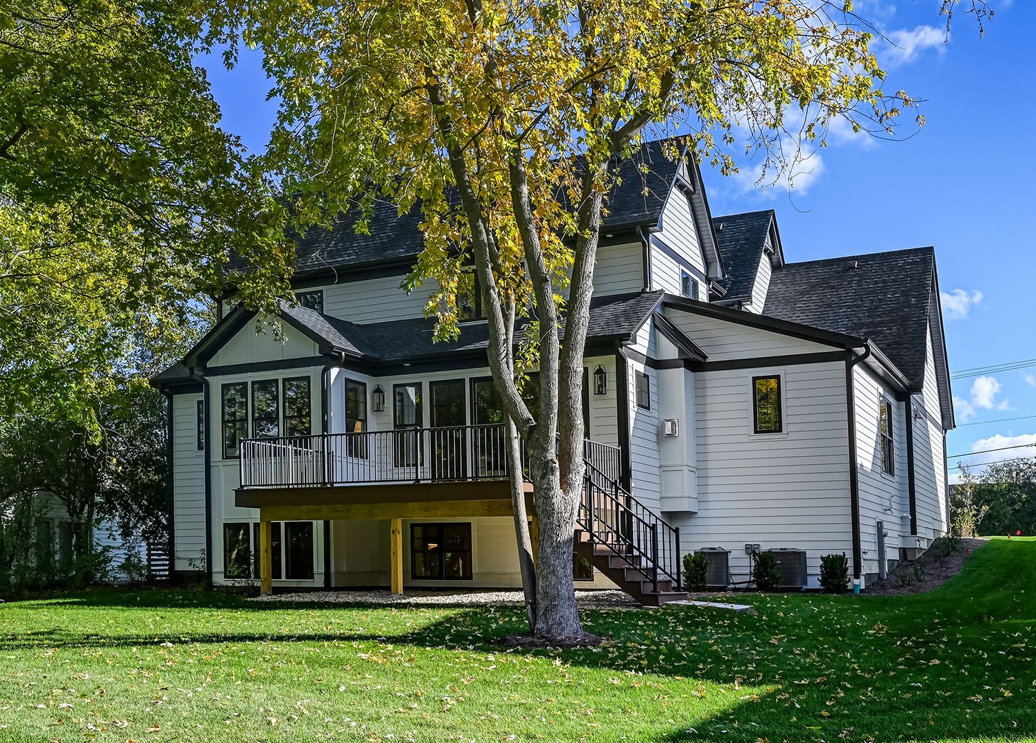 6200 Clarendon Hills Road, Willowbrook, IL 60527