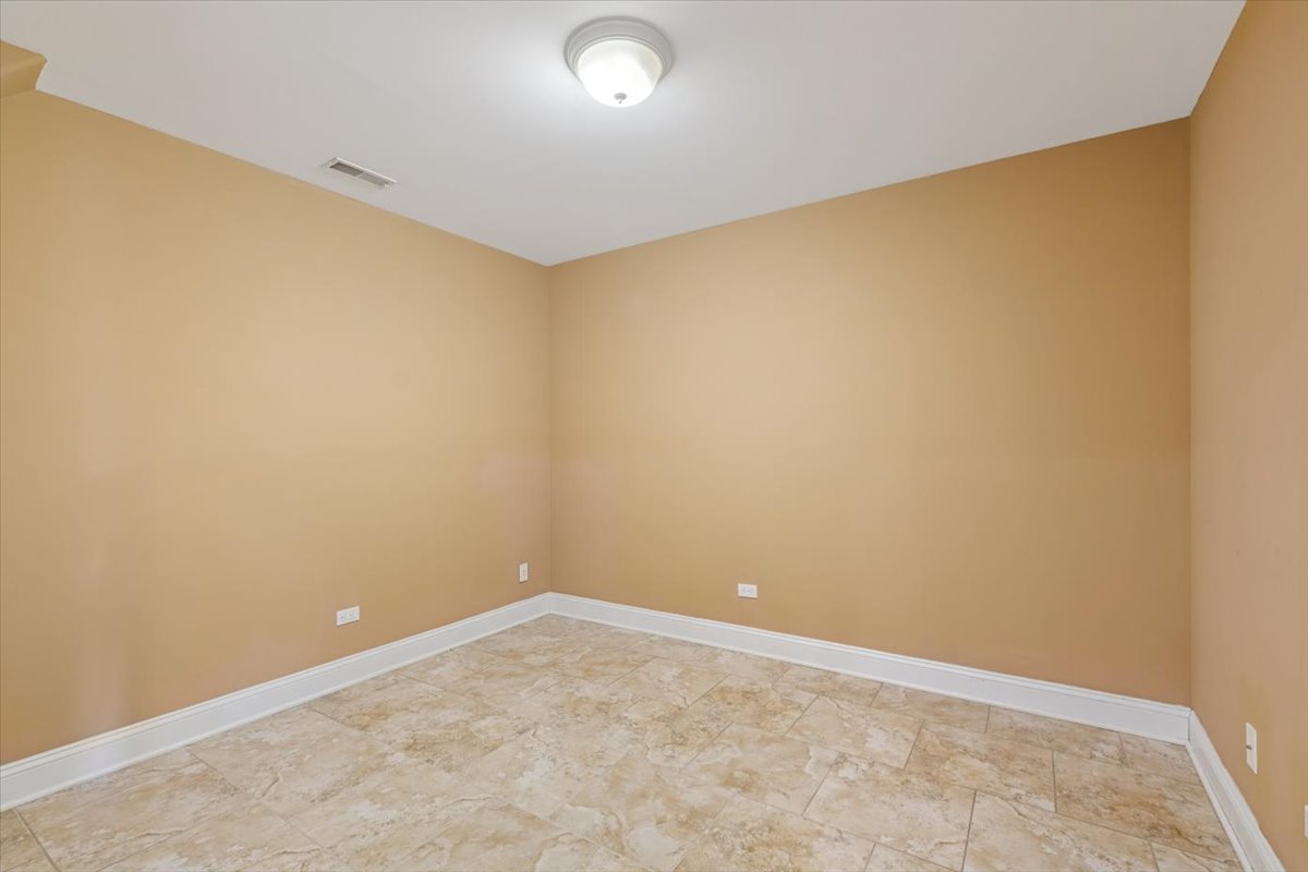 12328 Province Drive, Lemont, IL 60439