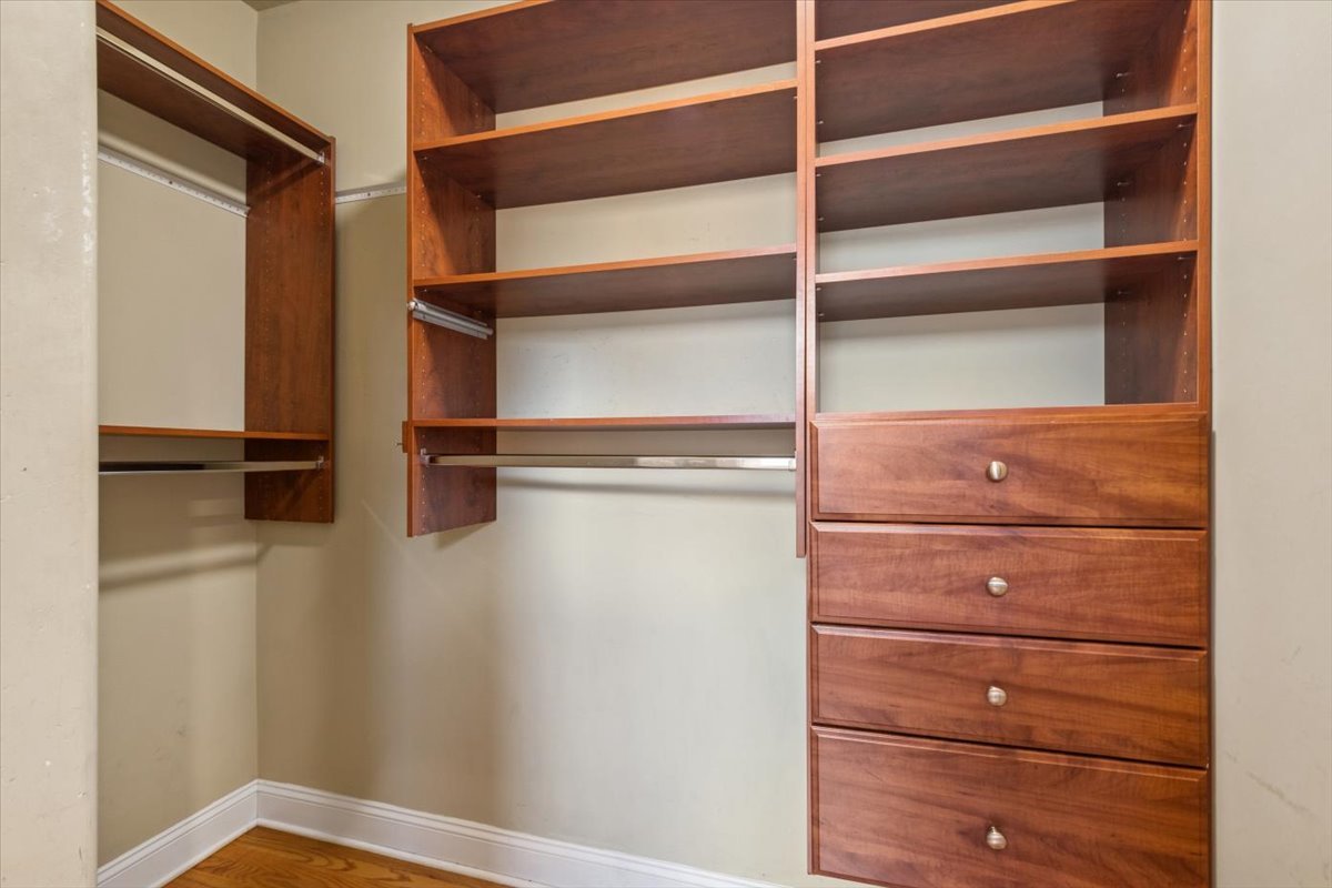 12328 Province Drive, Lemont, IL 60439