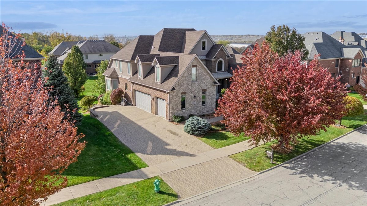 12328 Province Drive, Lemont, IL 60439