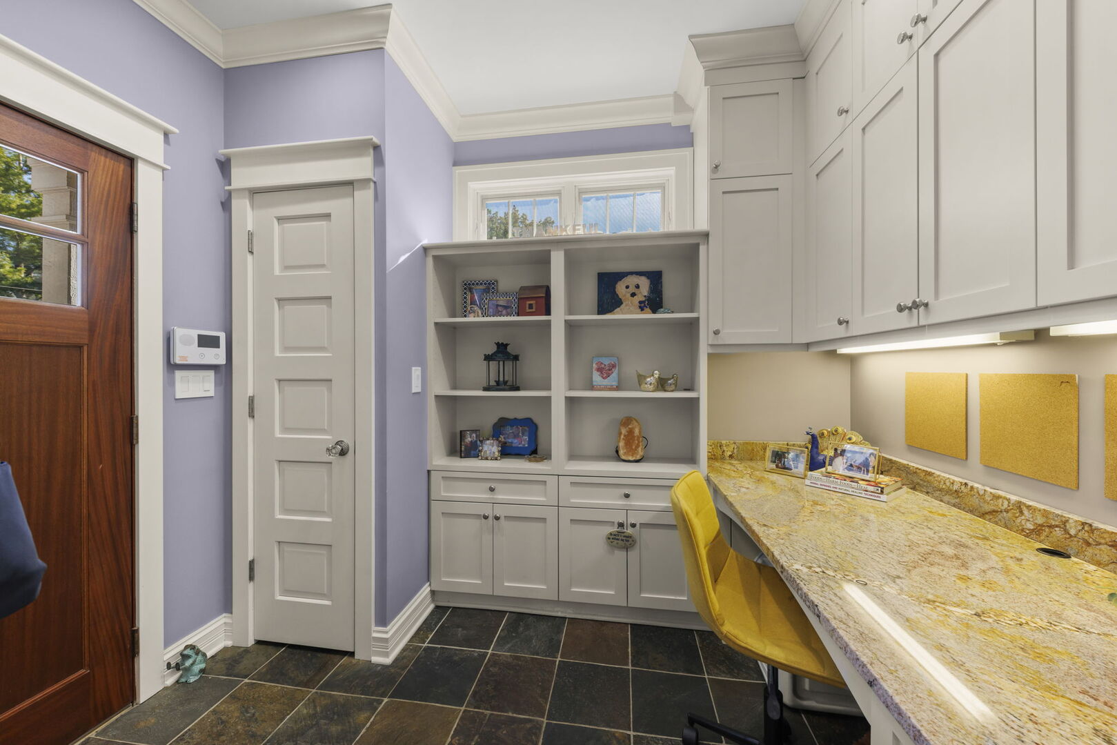 275 MERTON Avenue, Glen Ellyn, IL 60137