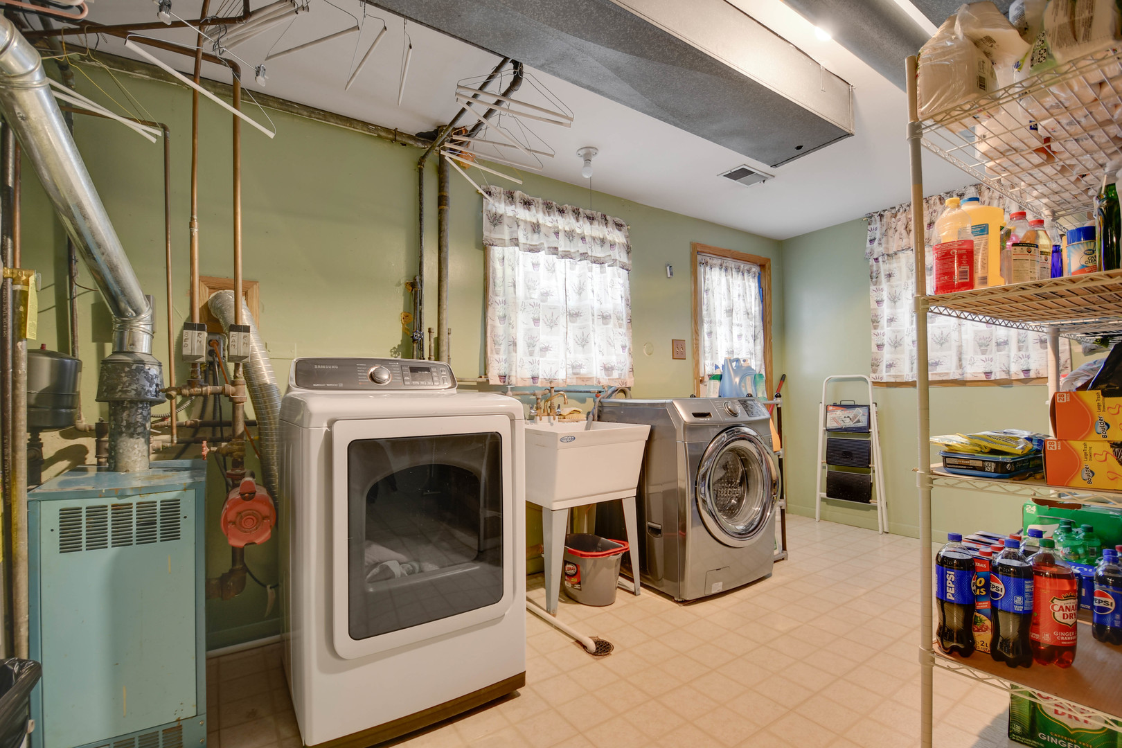 10701 S Nashville Avenue, Worth, IL 60482