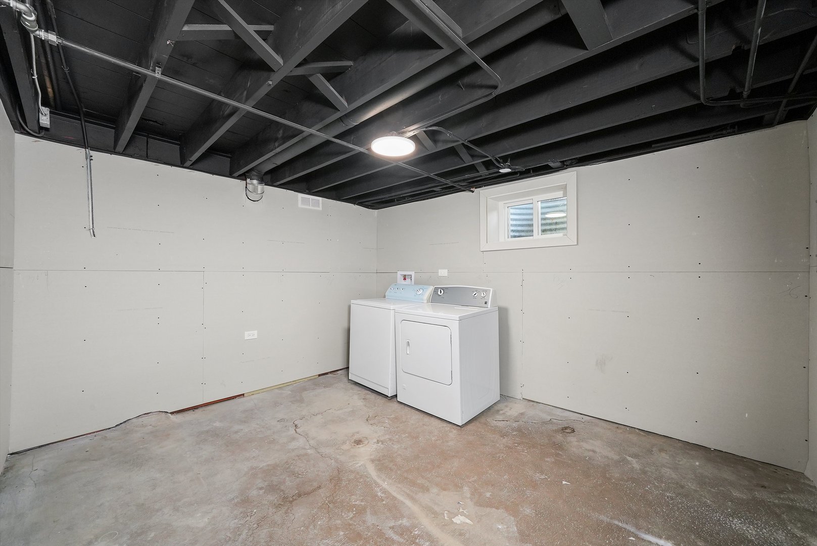 9624 W Shore Drive, Oak Lawn, IL 60453