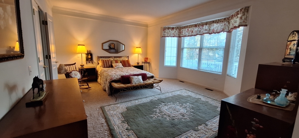 12255 Wildflower Lane, Huntley, IL 60142