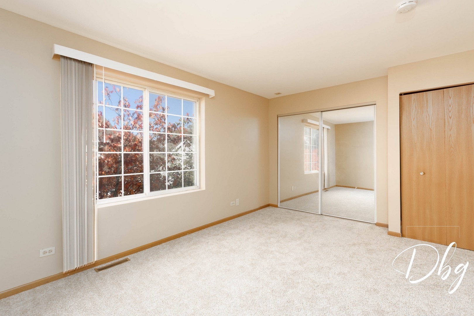 31 S TREEHOUSE Lane #31, Round Lake, IL 60073