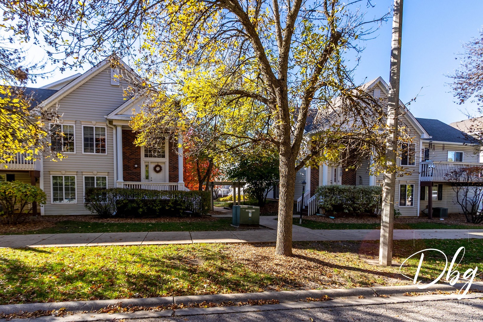 31 S TREEHOUSE Lane #31, Round Lake, IL 60073