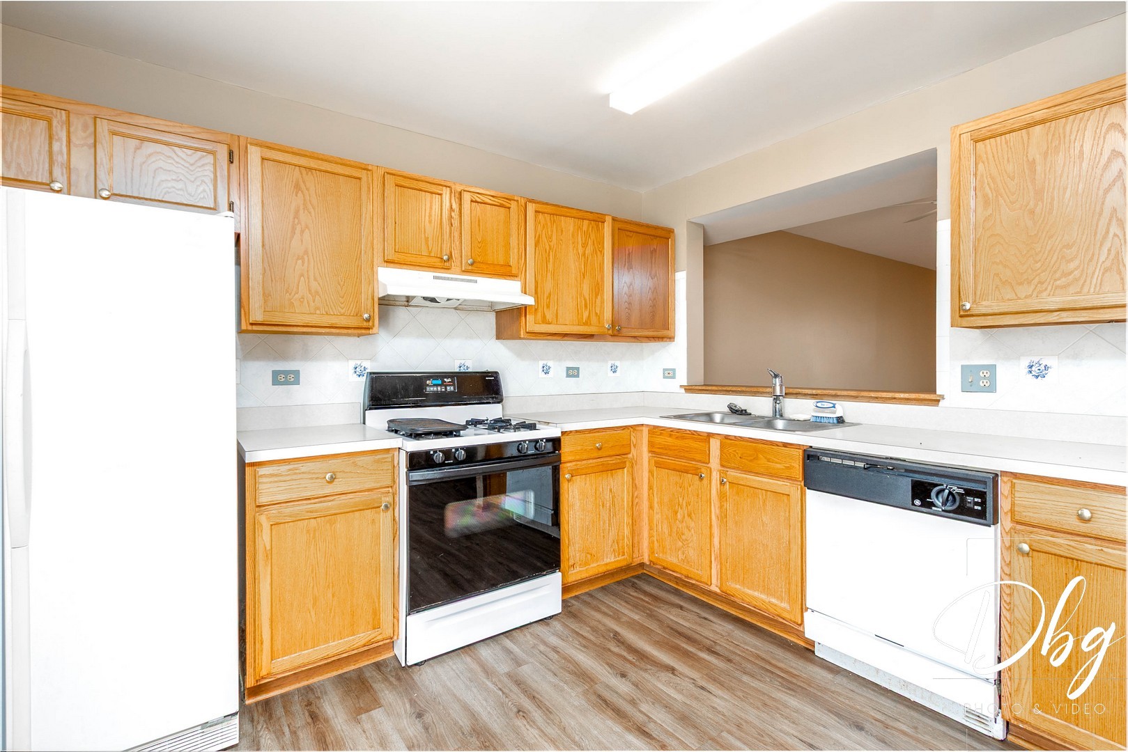 31 S TREEHOUSE Lane #31, Round Lake, IL 60073