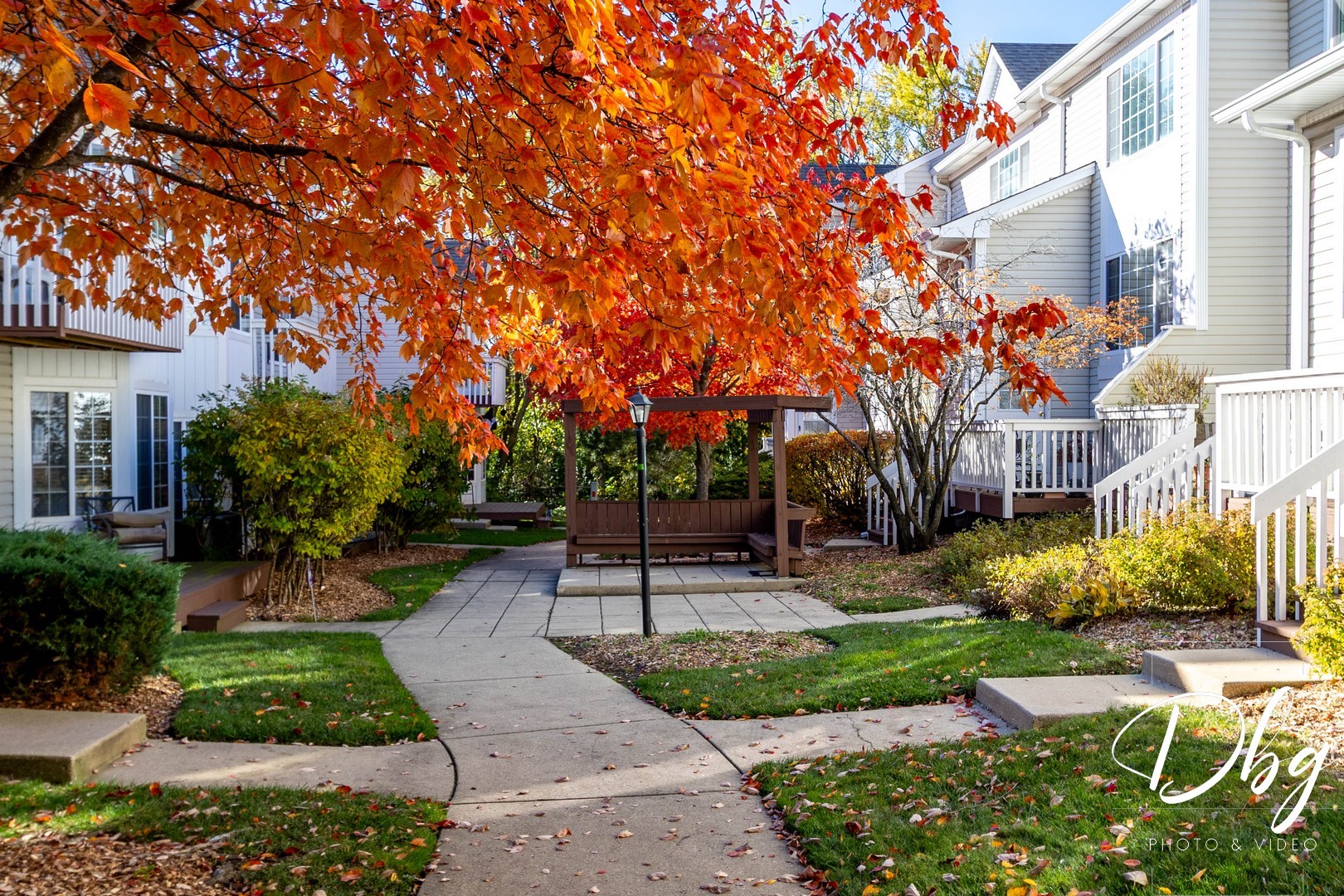 31 S TREEHOUSE Lane #31, Round Lake, IL 60073