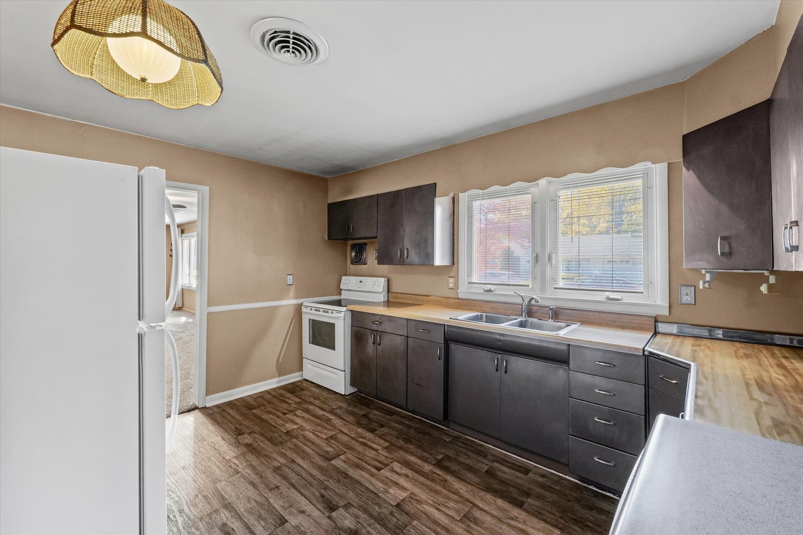 524 Gray Drive, Gibson City, IL 60936