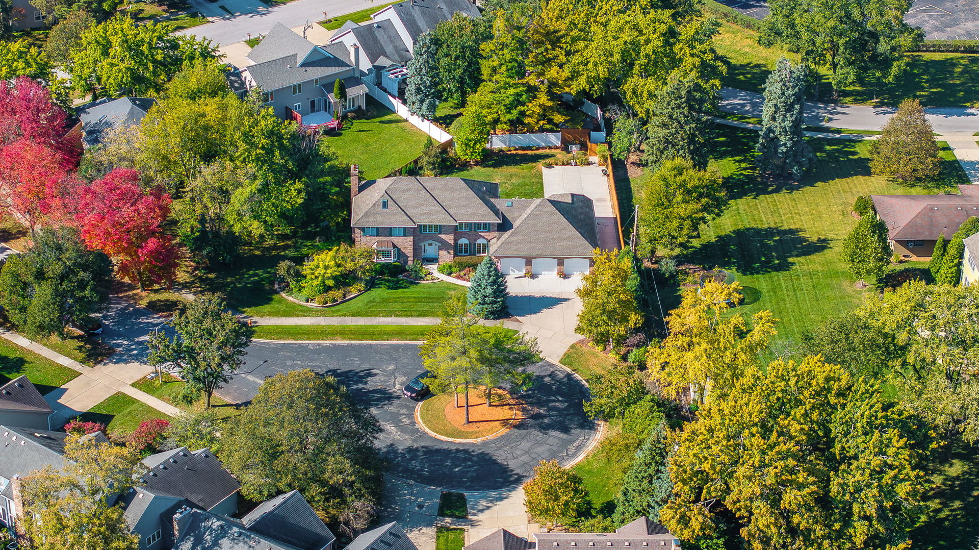 1165 Dickens Avenue, Naperville, IL 60563