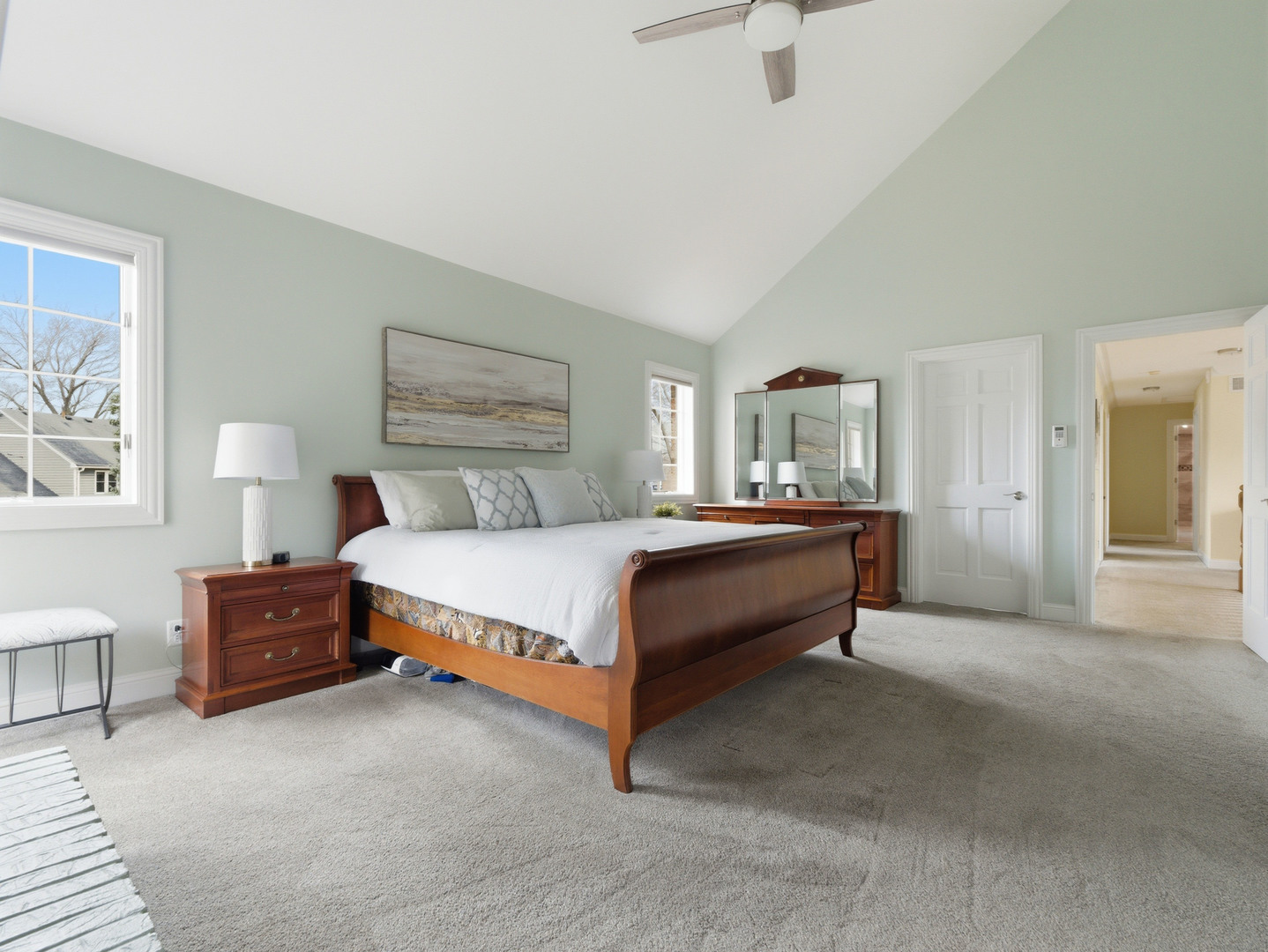 1165 Dickens Avenue, Naperville, IL 60563