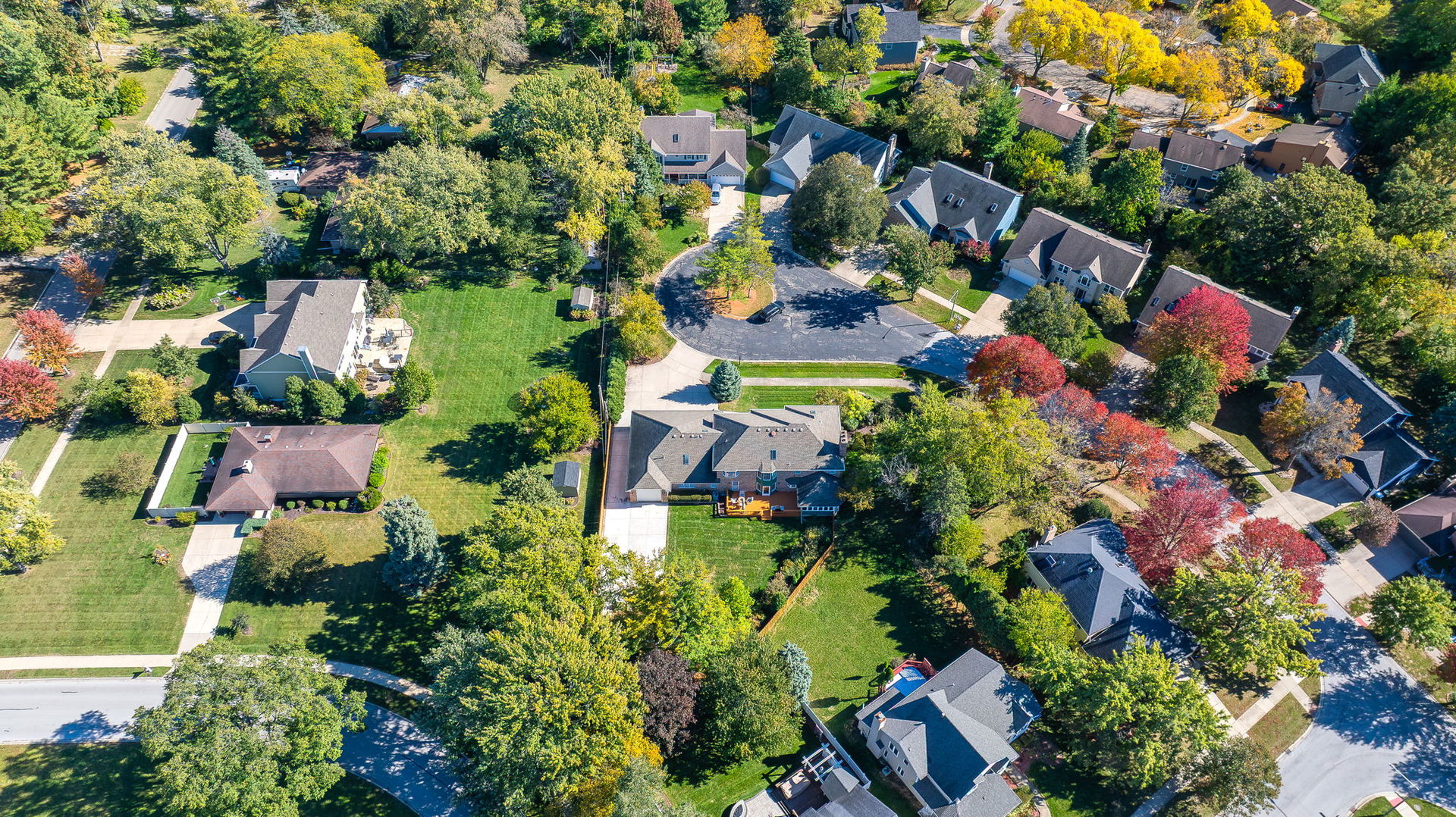 1165 Dickens Avenue, Naperville, IL 60563