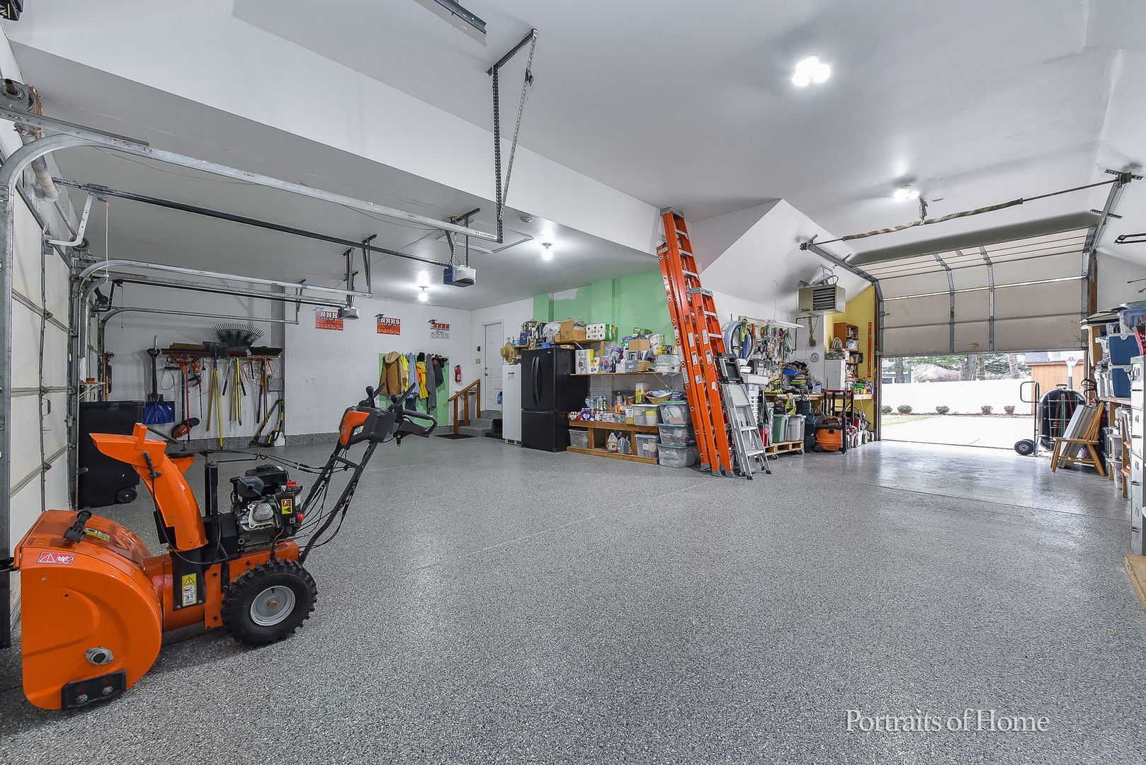 1165 Dickens Avenue, Naperville, IL 60563