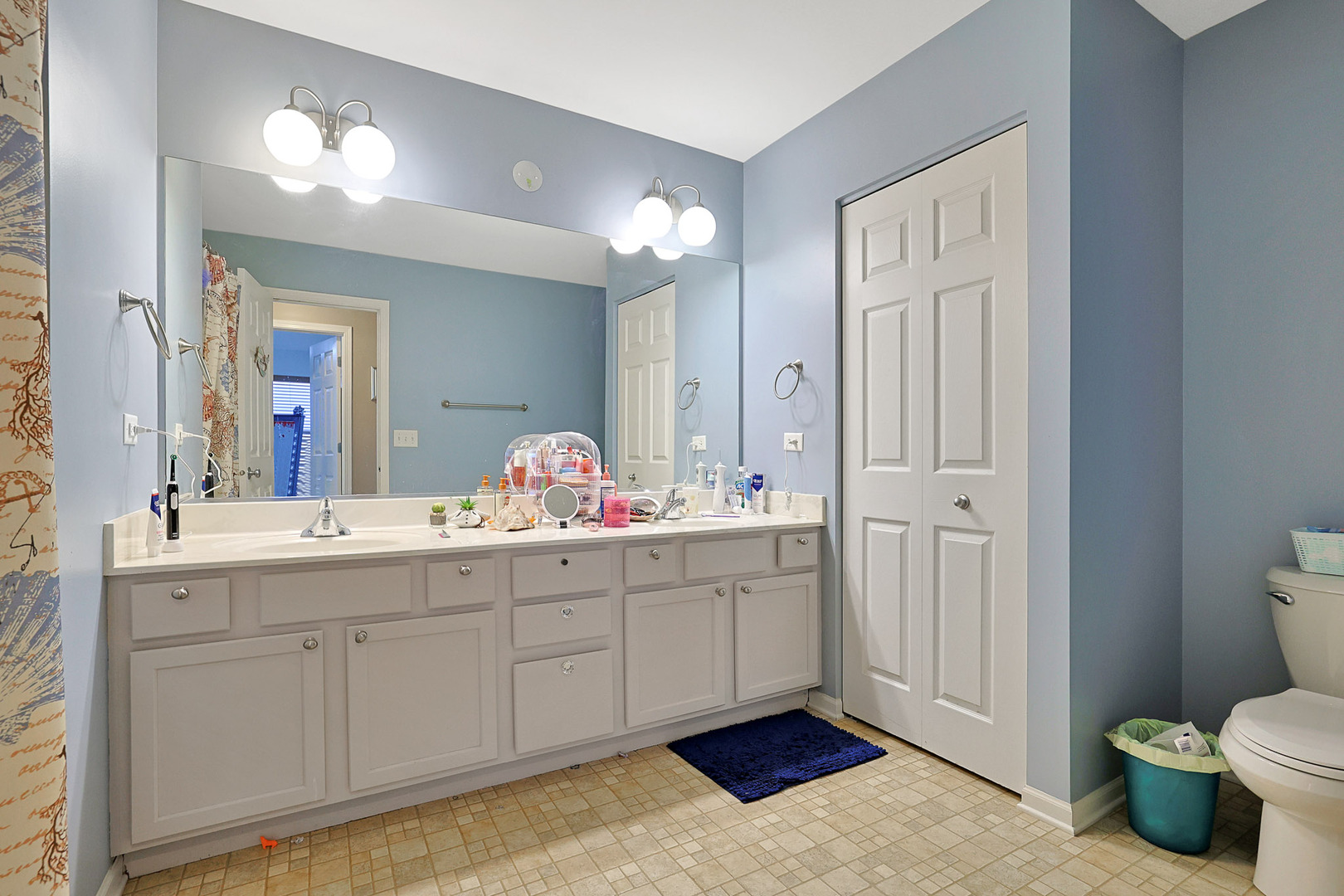 1721 Pin Oak Lane, Elgin, IL 60120