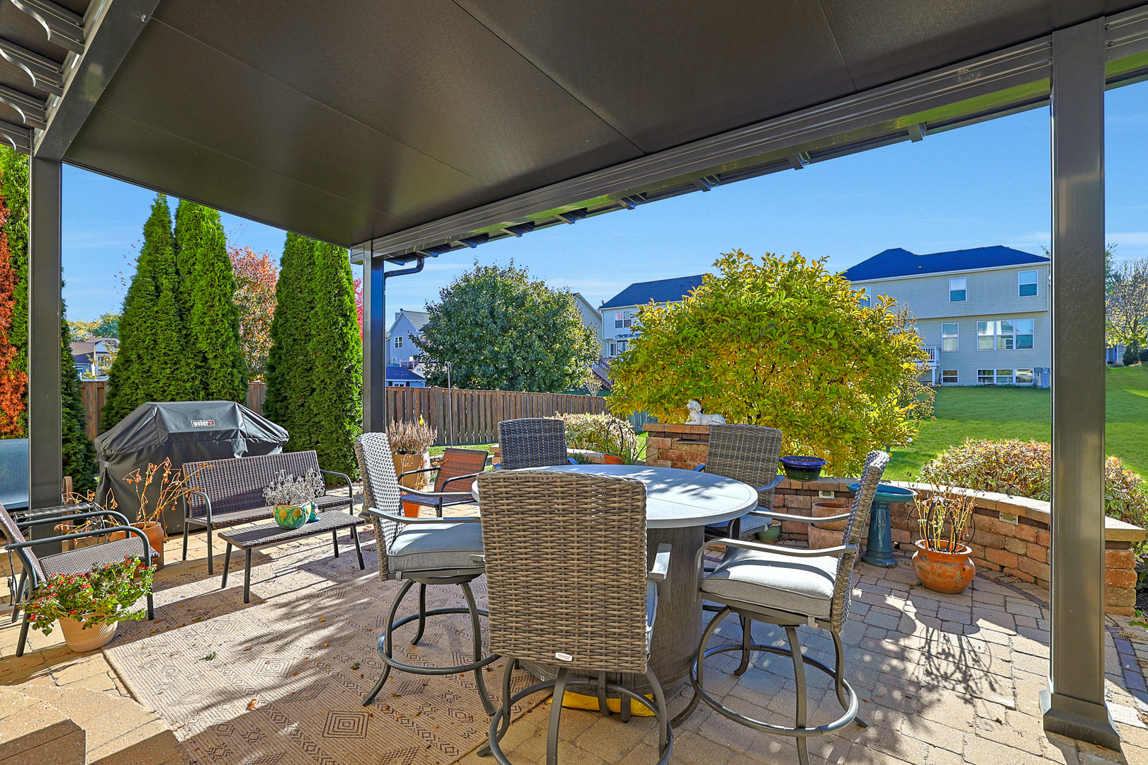 1721 Pin Oak Lane, Elgin, IL 60120