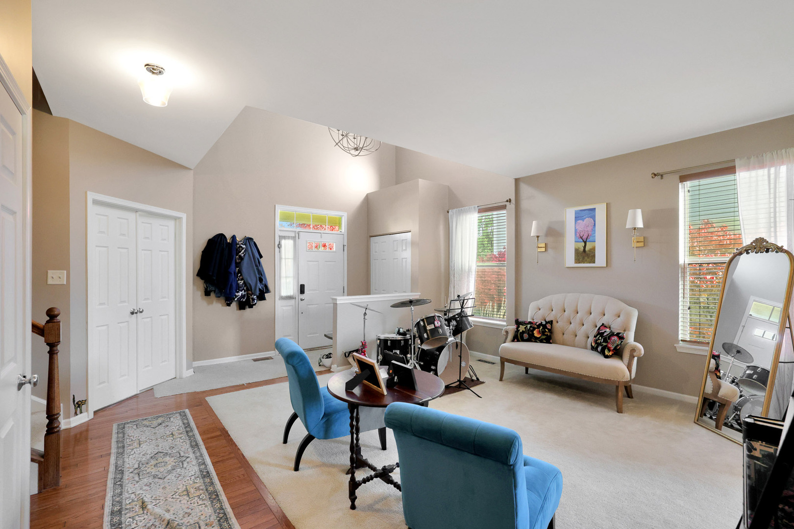 1721 Pin Oak Lane, Elgin, IL 60120