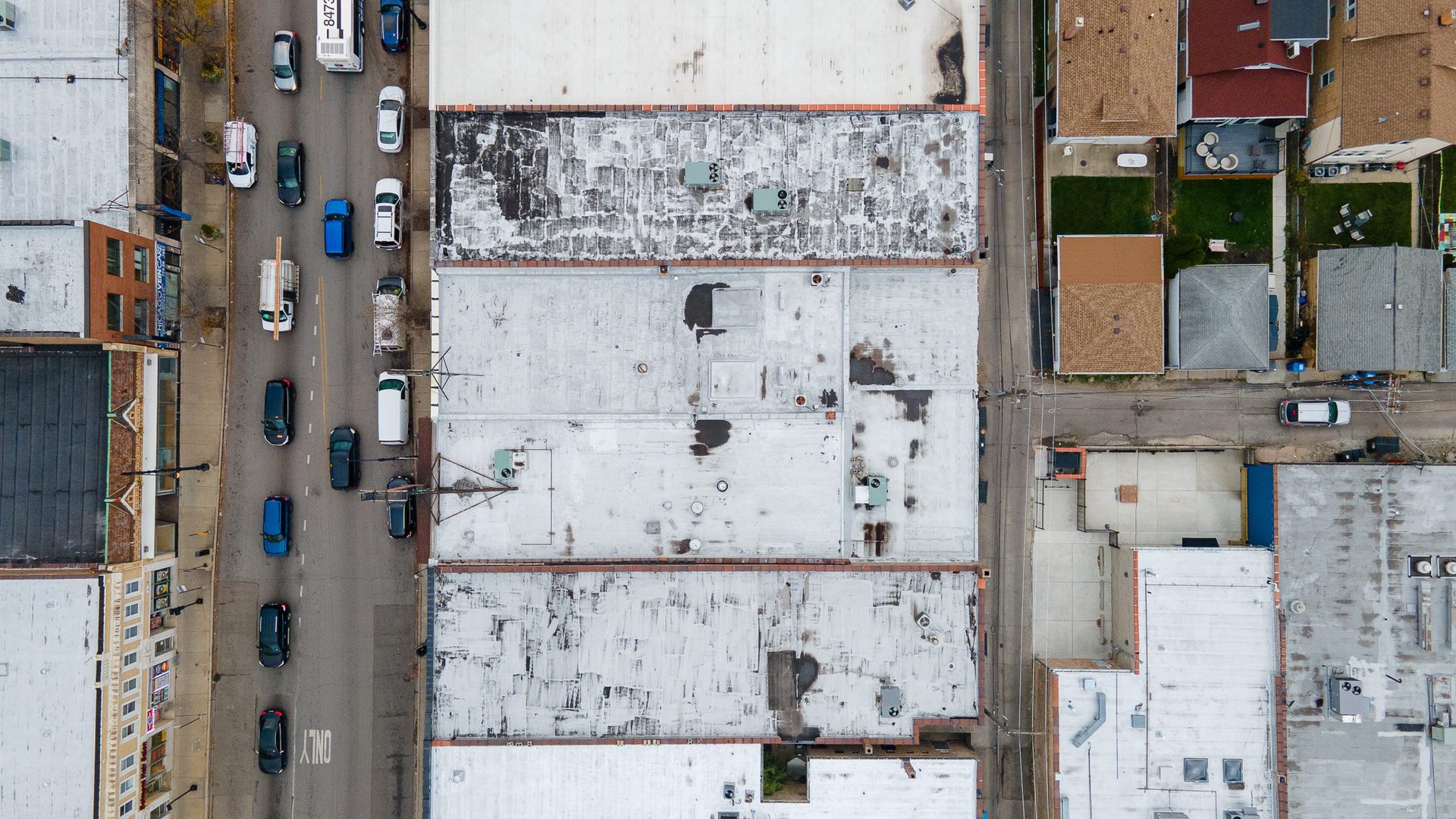 5549 W Belmont Avenue, Chicago, IL 60641