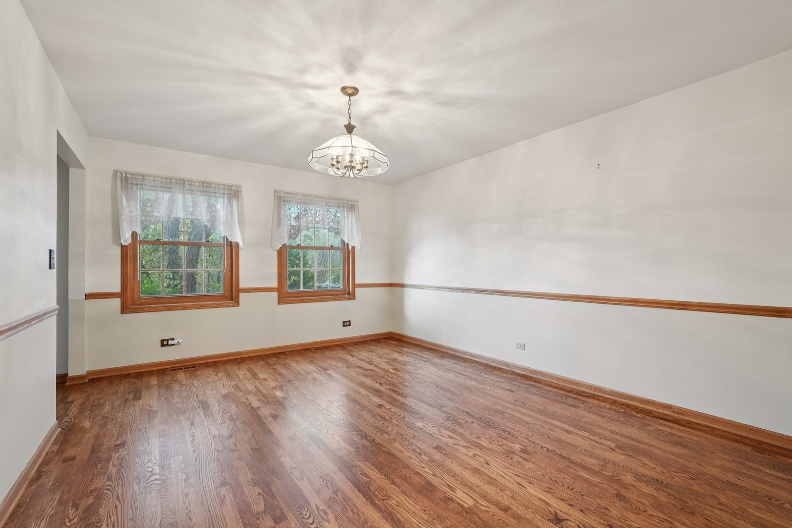 8815 Country View Lane, Burlington, WI 53105