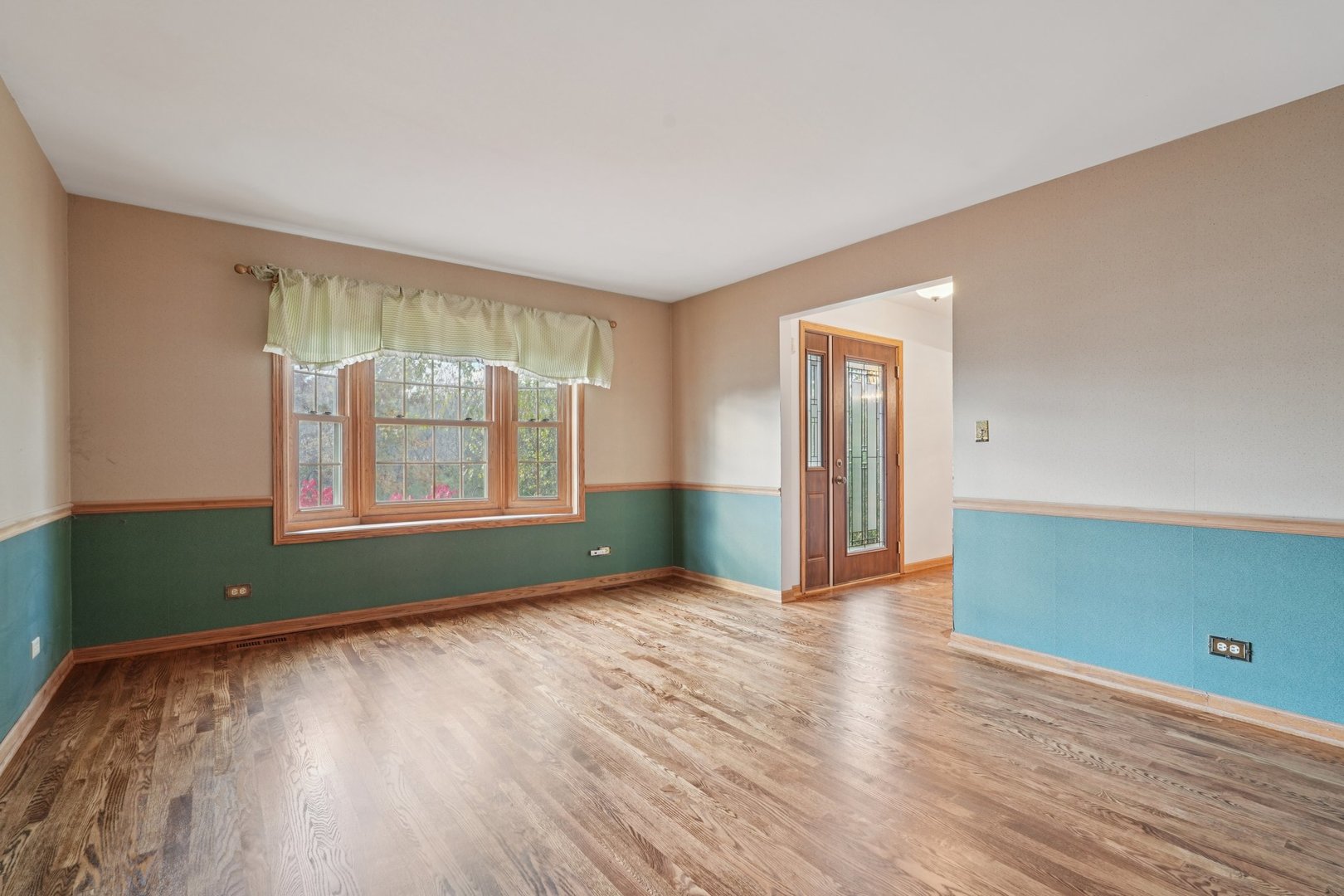 8815 Country View Lane, Burlington, WI 53105