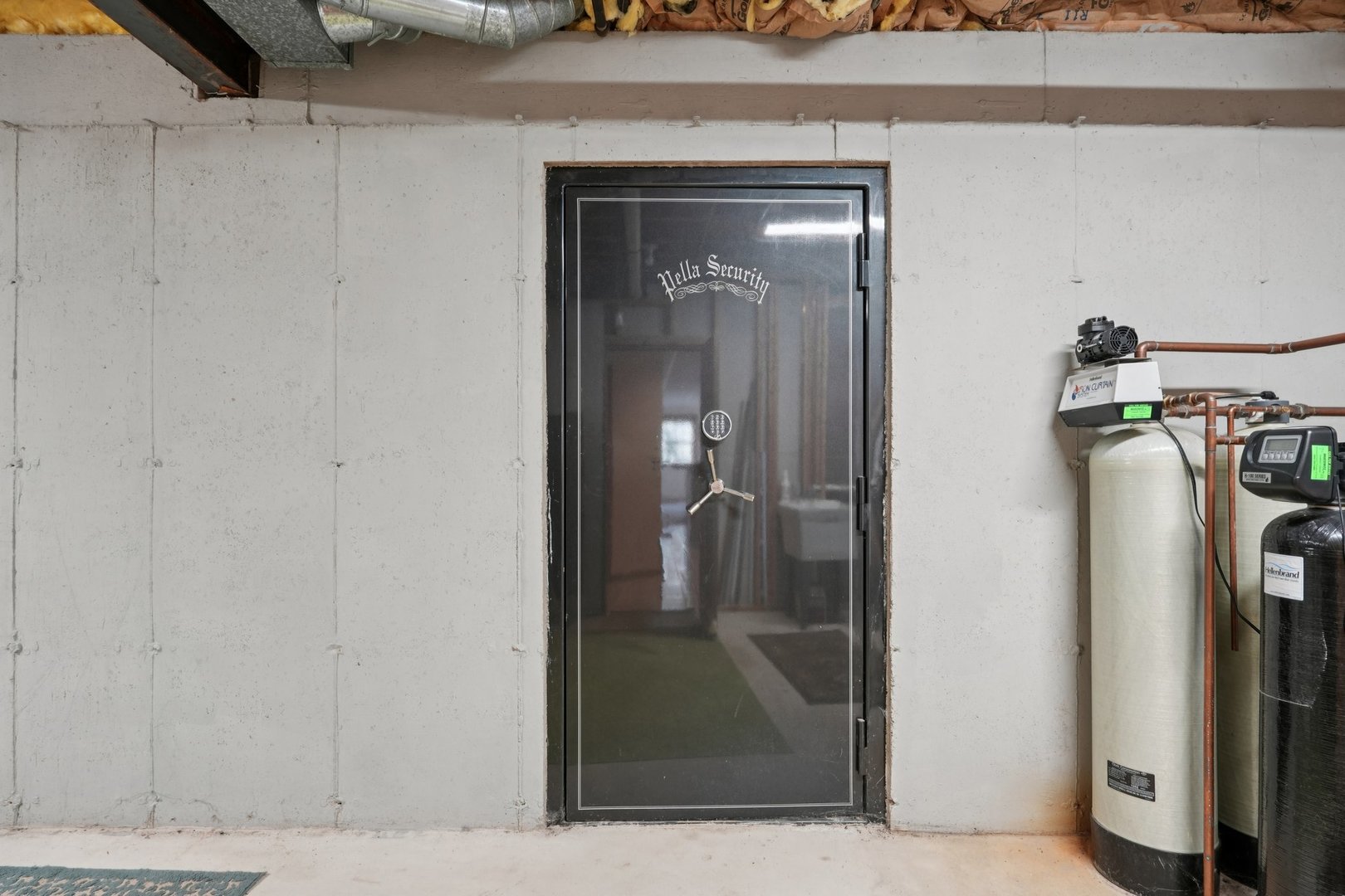 8815 Country View Lane, Burlington, WI 53105