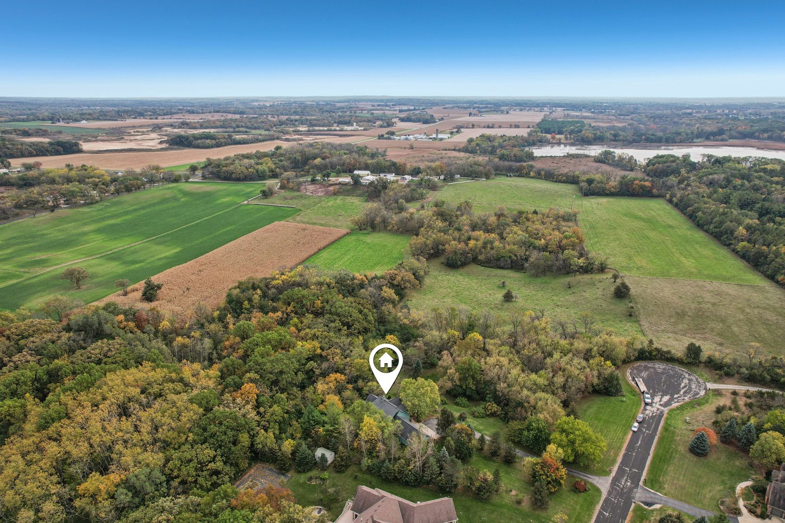 8815 Country View Lane, Burlington, WI 53105