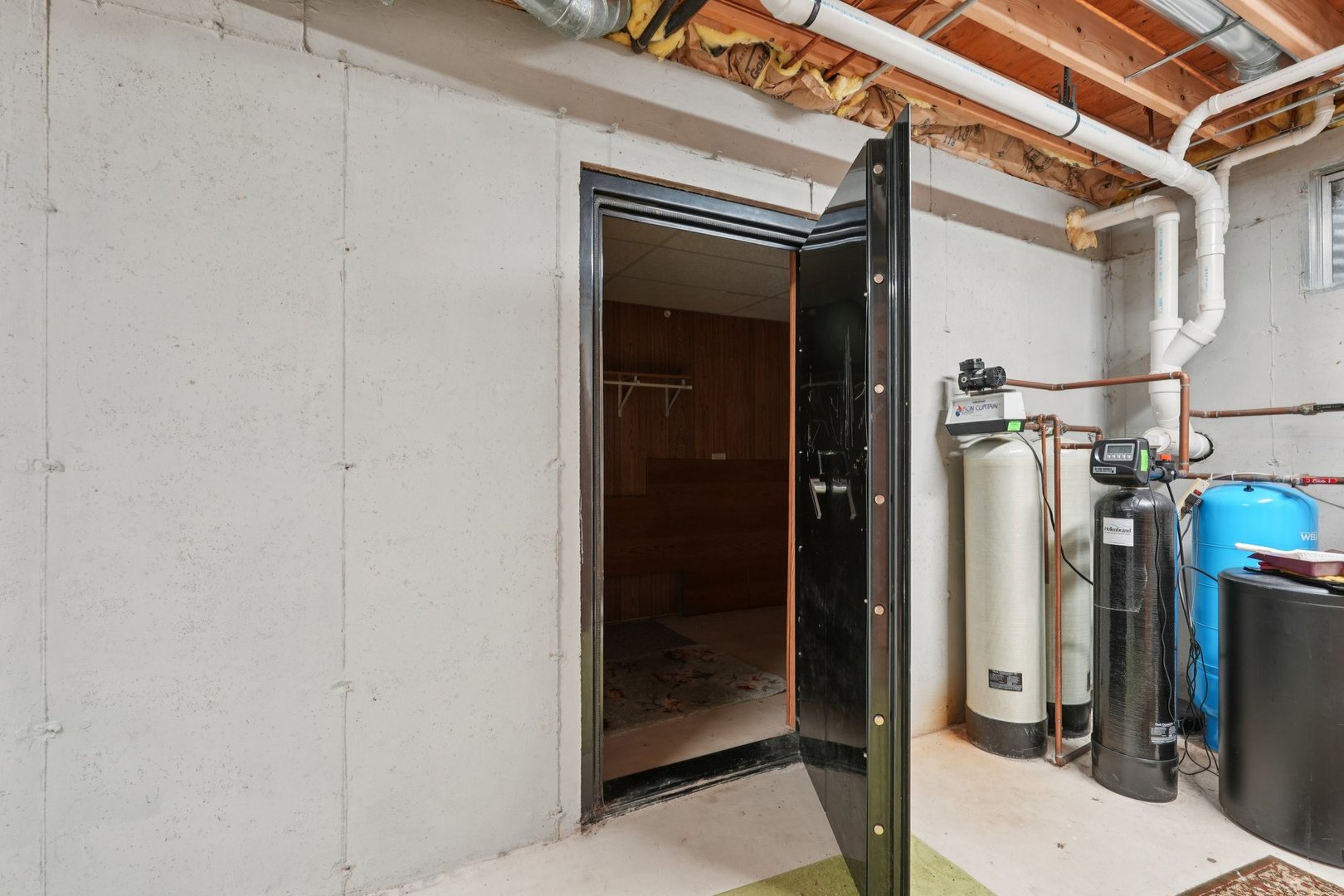 8815 Country View Lane, Burlington, WI 53105