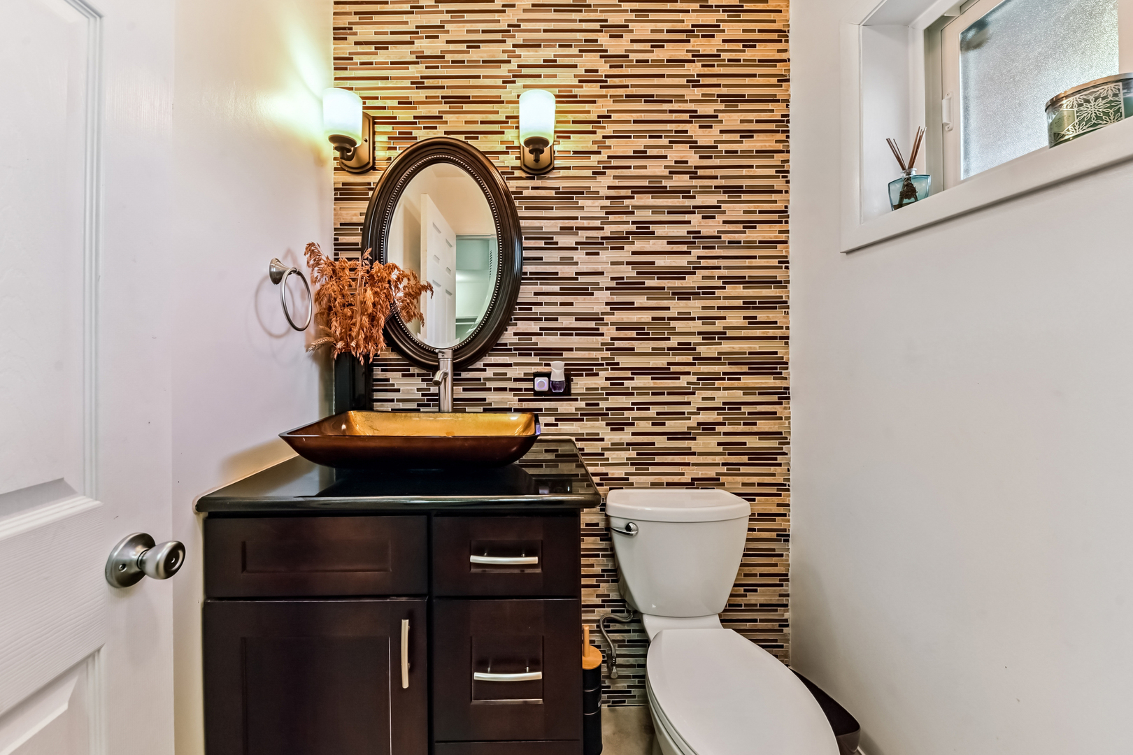 6961 N Oakley Avenue #210, Chicago, IL 60645