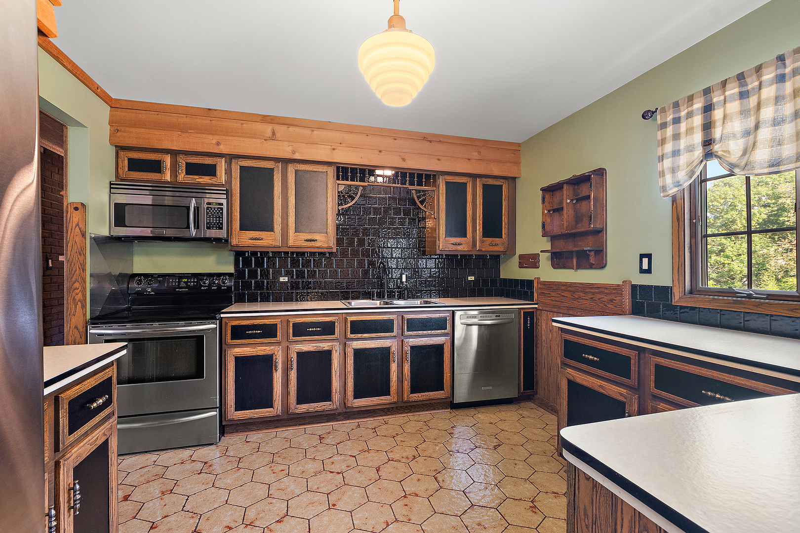 16753 S Bell Road, Homer Glen, IL 60491